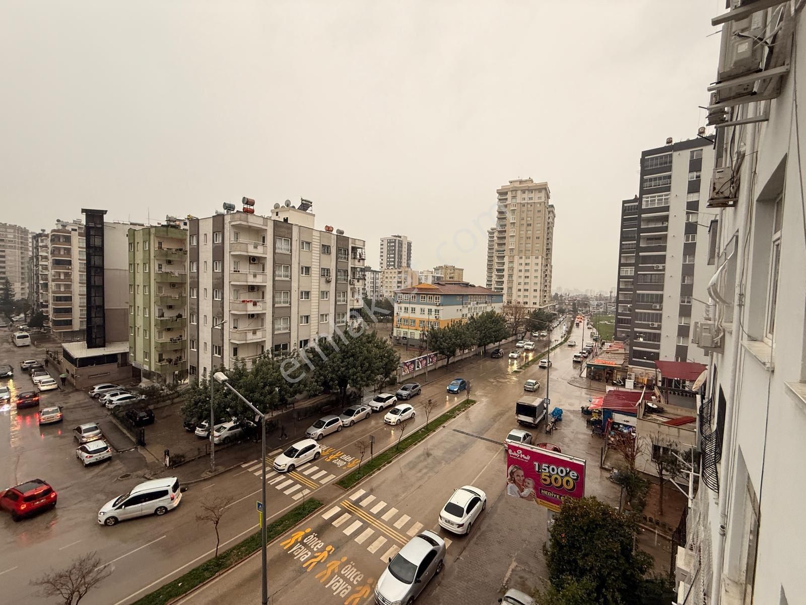 Okullar Bölgesinde, Bulvar Cepheli 2+1 Daire Kiralık - Görsel 2