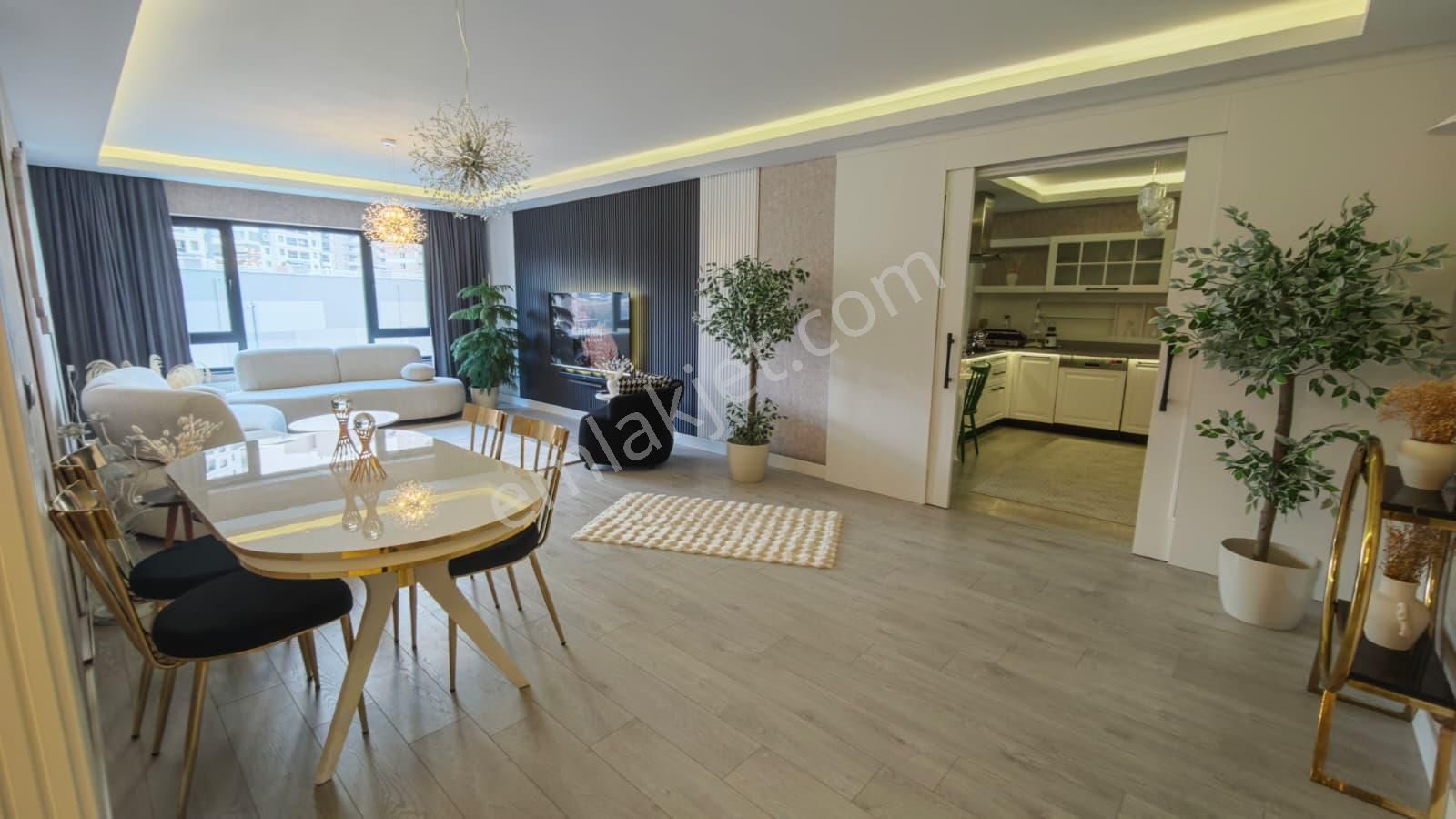 Cumhuriyet Mahallesi Site İçerisinde Ultra Lüks 3+1 Satılık Daire - Görsel 16