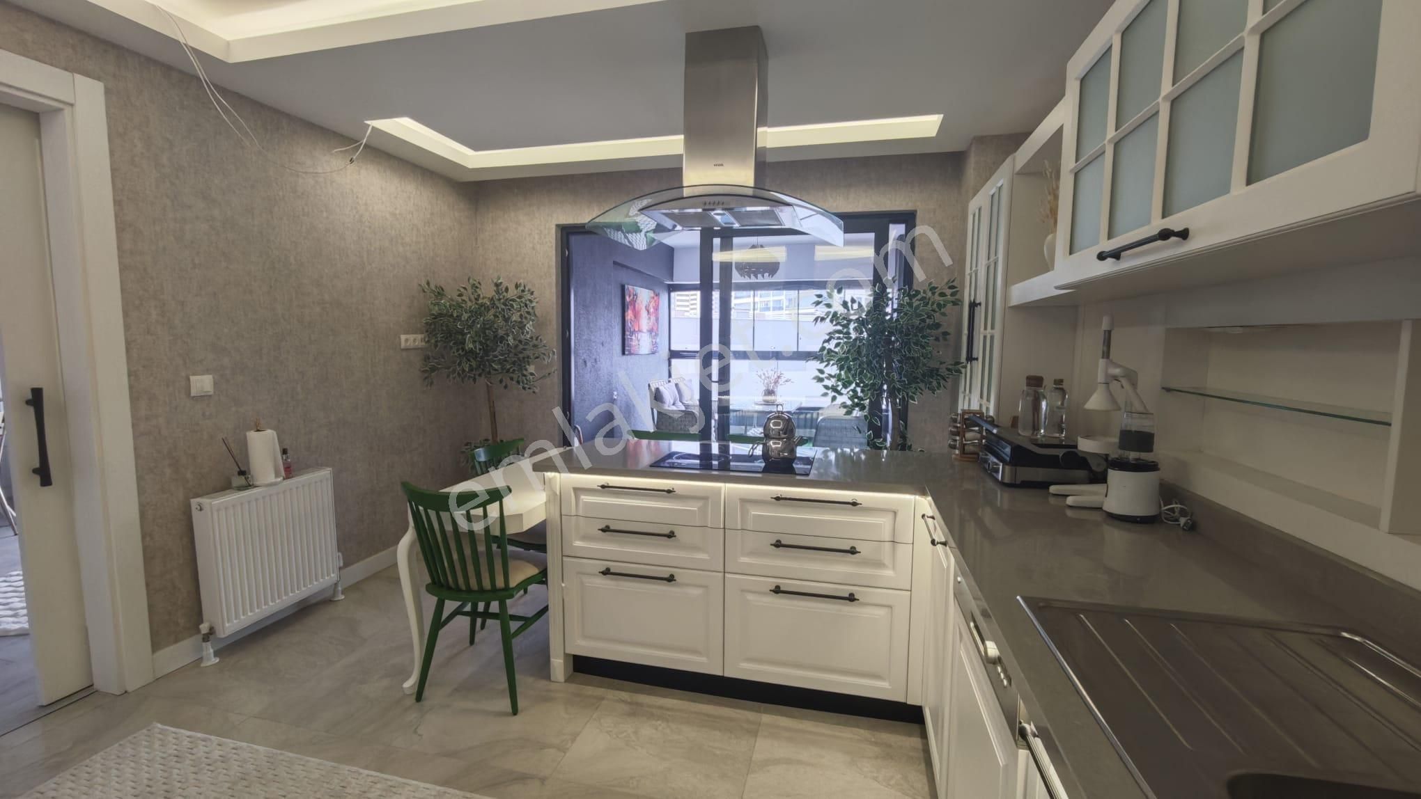 Cumhuriyet Mahallesi Site İçerisinde Ultra Lüks 3+1 Satılık Daire - Görsel 4