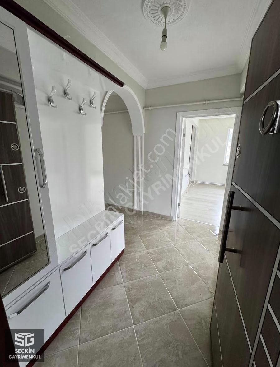 Üçeylül Mahallesinde Kiralık 3+1 Daire - Görsel 26