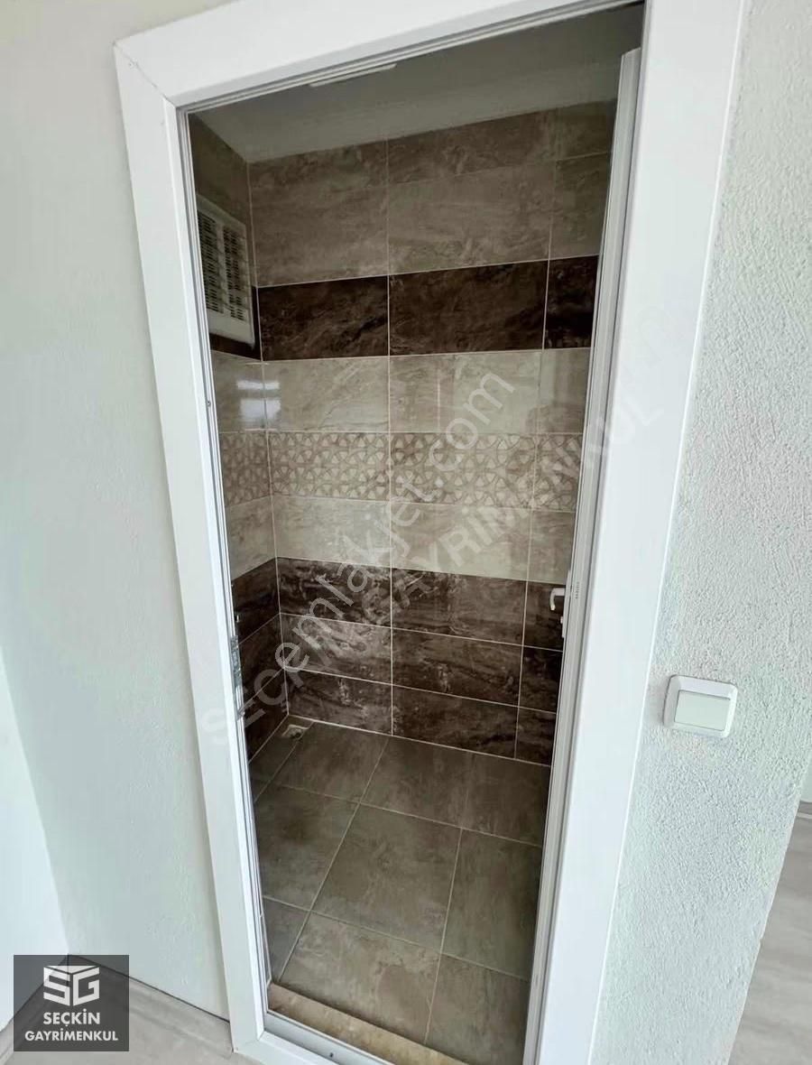 Üçeylül Mahallesinde Kiralık 3+1 Daire - Görsel 32