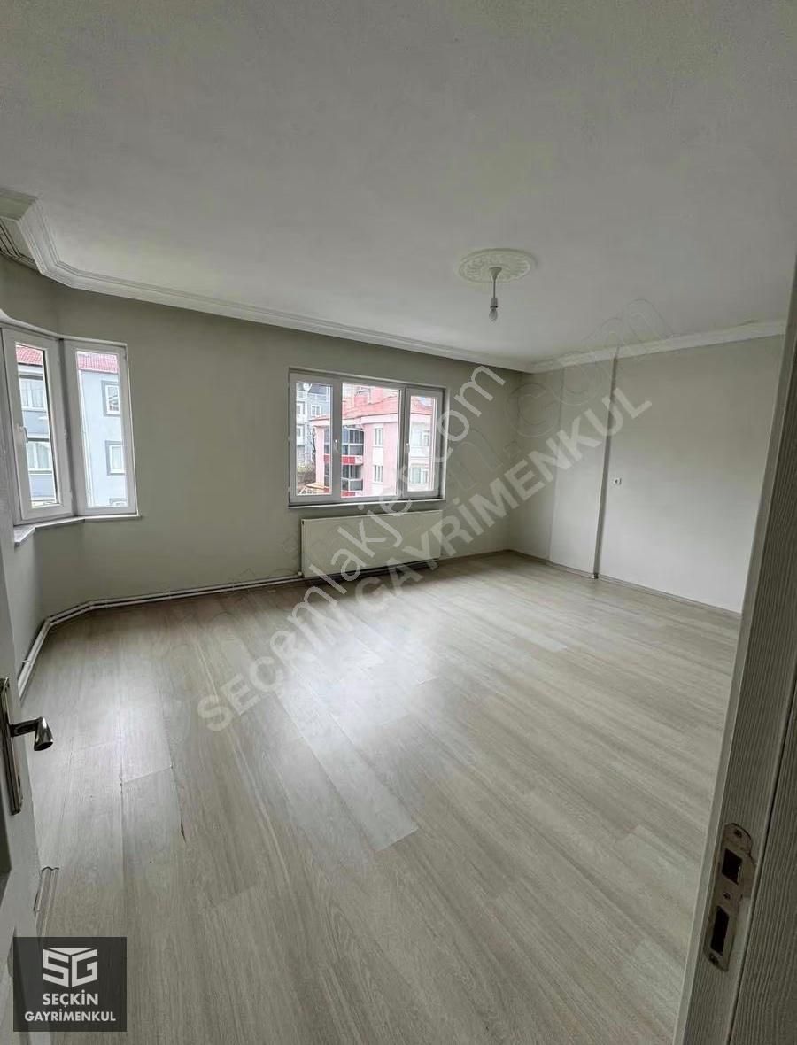 Üçeylül Mahallesinde Kiralık 3+1 Daire - Görsel 9