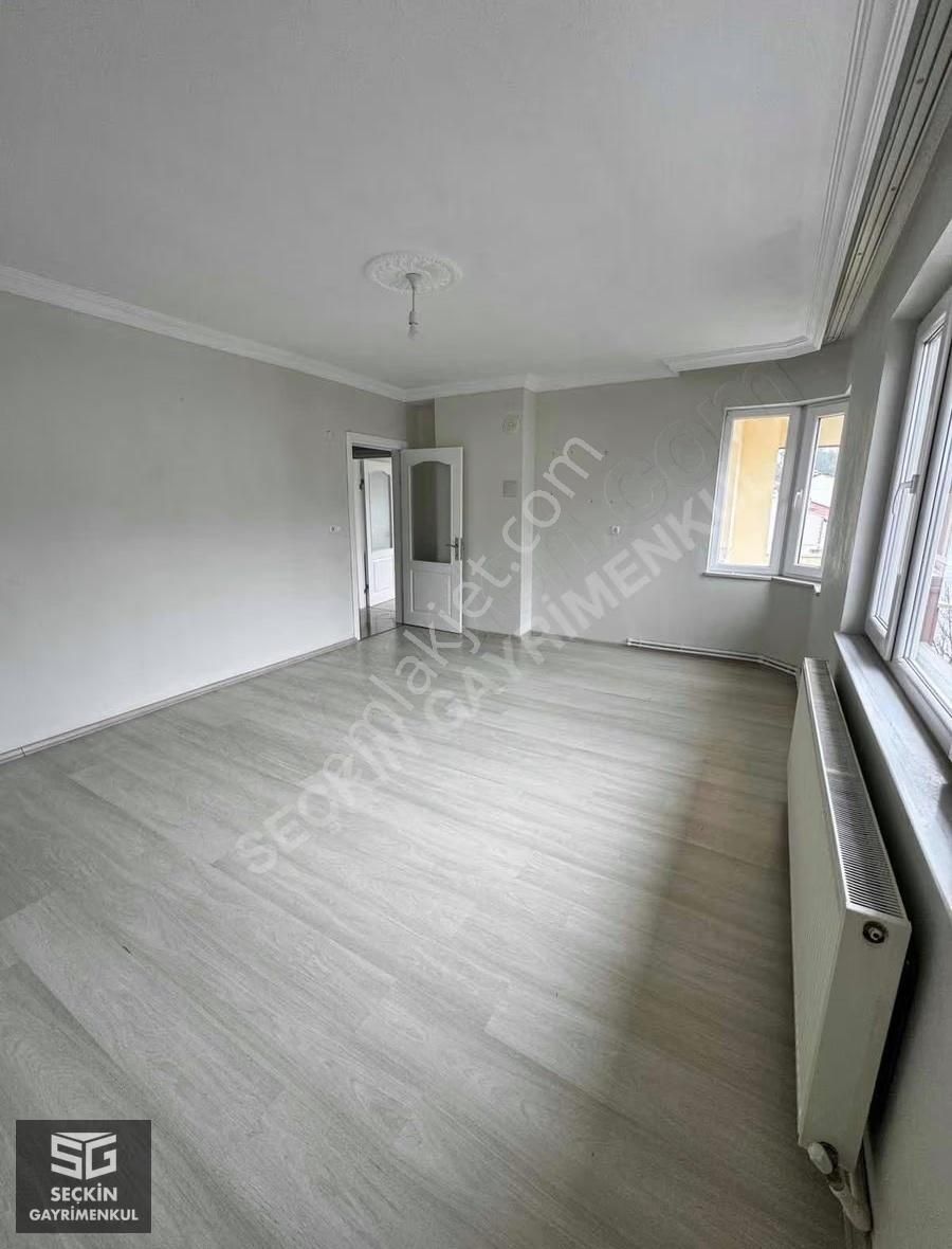 Üçeylül Mahallesinde Kiralık 3+1 Daire - Görsel 5