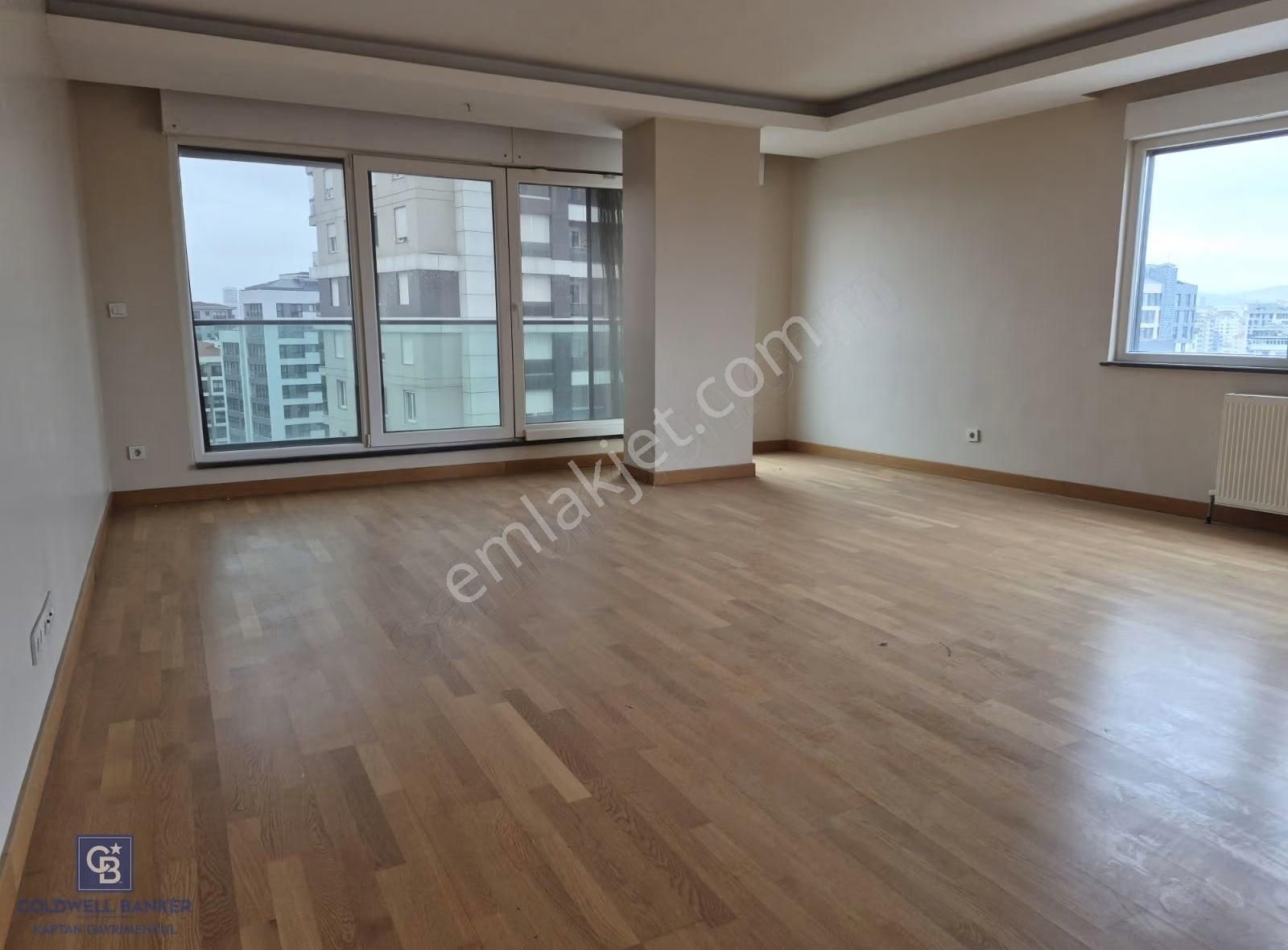 Göztepe Akasya Kule'de Caddeye Yürüme Mesafesinde 4+1 - Görsel 11