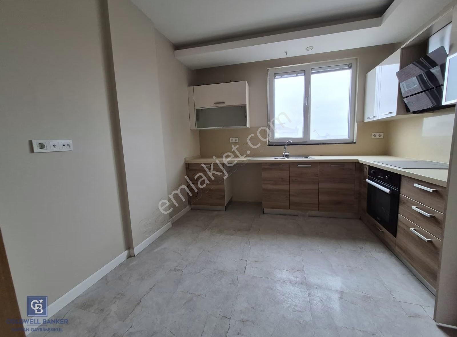 Göztepe Akasya Kule'de Caddeye Yürüme Mesafesinde 4+1 - Görsel 27