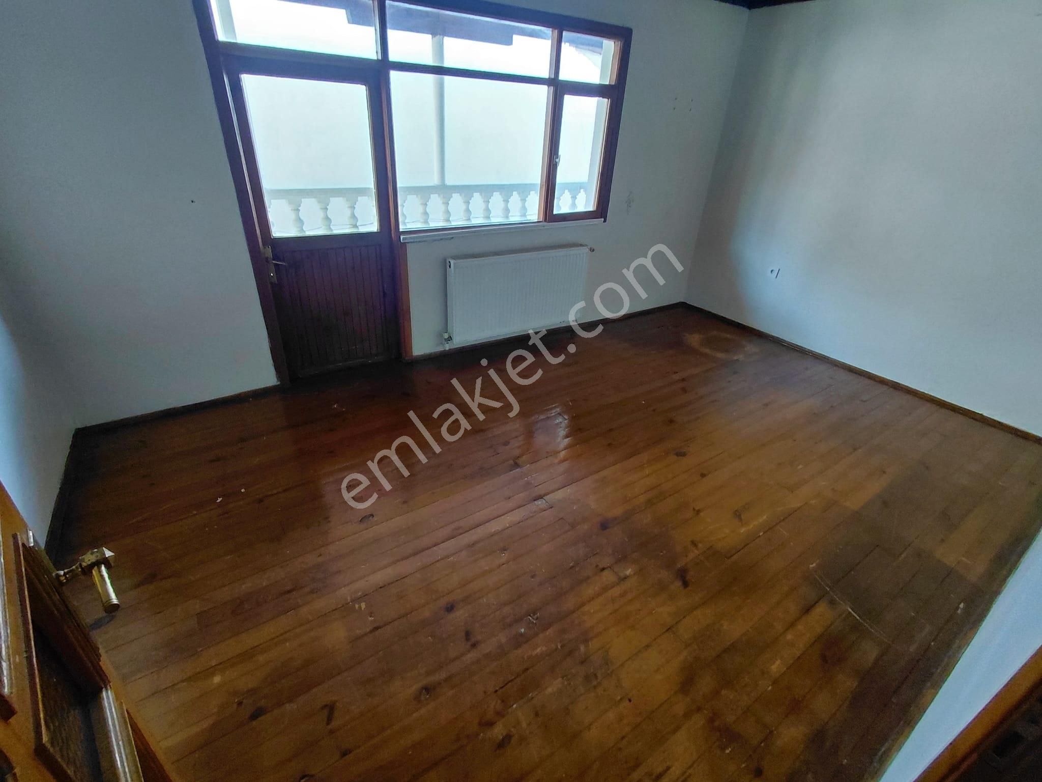 Cadde Üzeri-ulaşım Sorunsuz-geniş Kullanımlı-2,5+1 Kiralık Daire - Görsel 30