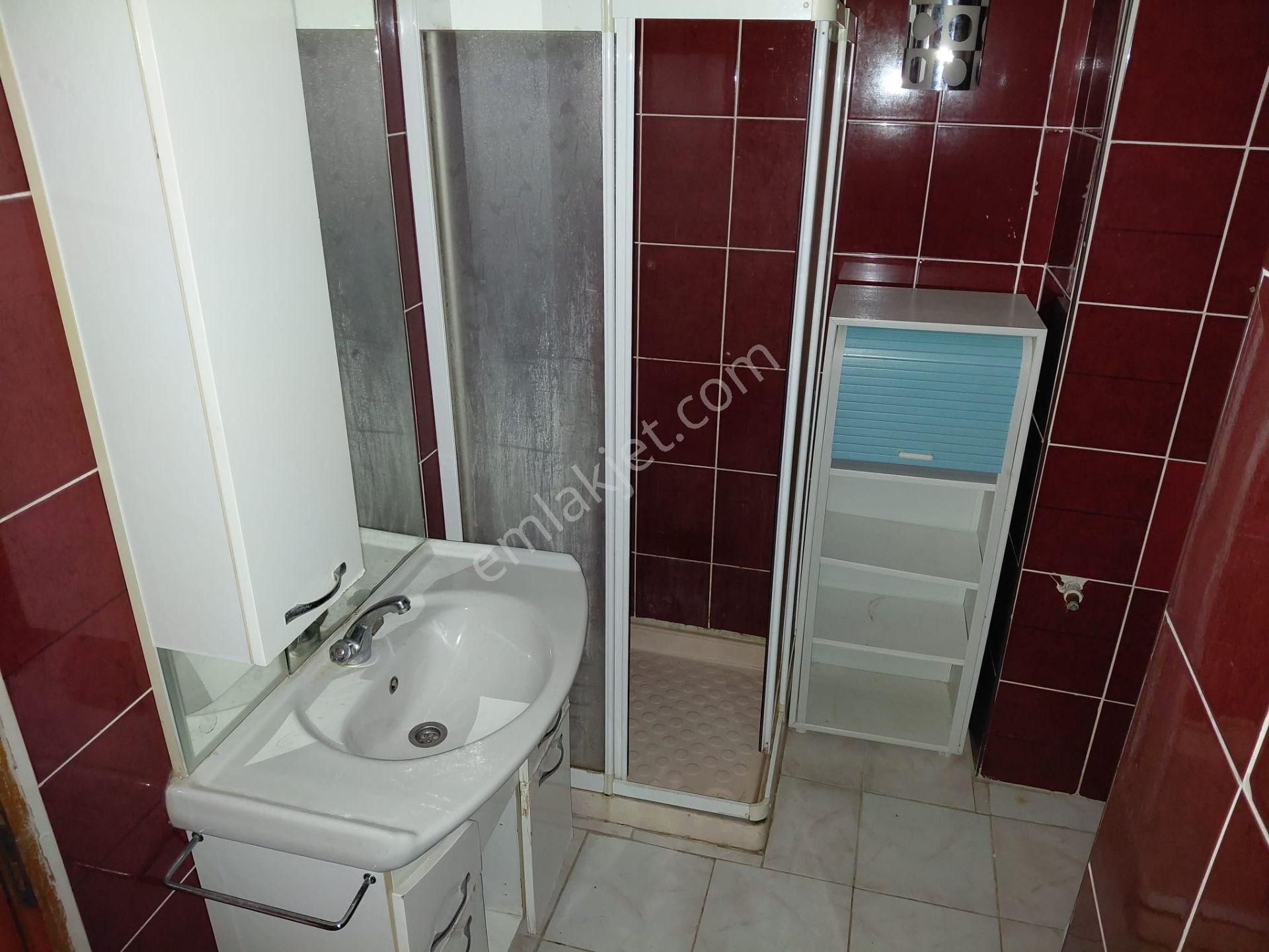 Cadde Üzeri-ulaşım Sorunsuz-geniş Kullanımlı-2,5+1 Kiralık Daire - Görsel 19