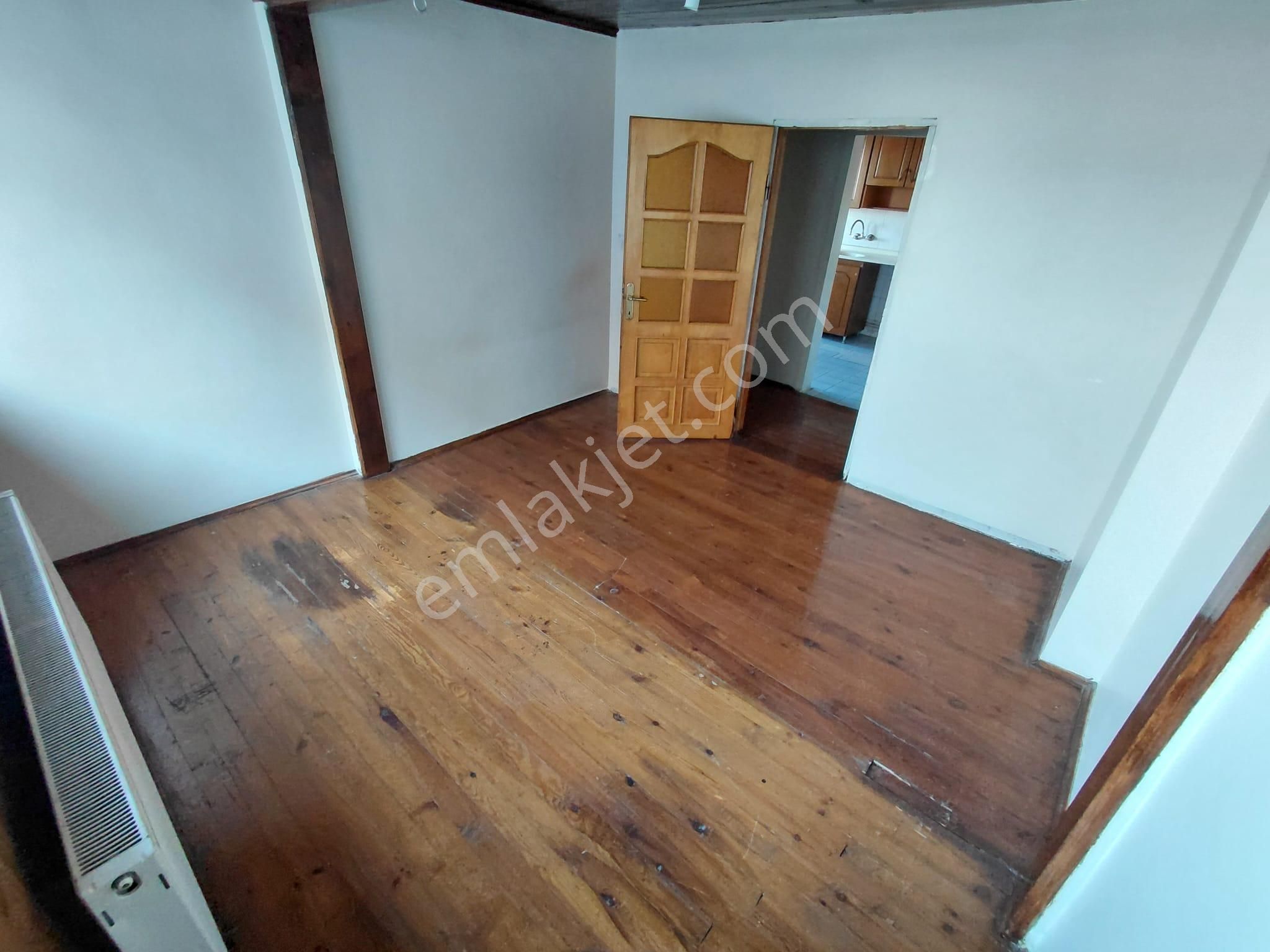 Cadde Üzeri-ulaşım Sorunsuz-geniş Kullanımlı-2,5+1 Kiralık Daire - Görsel 16