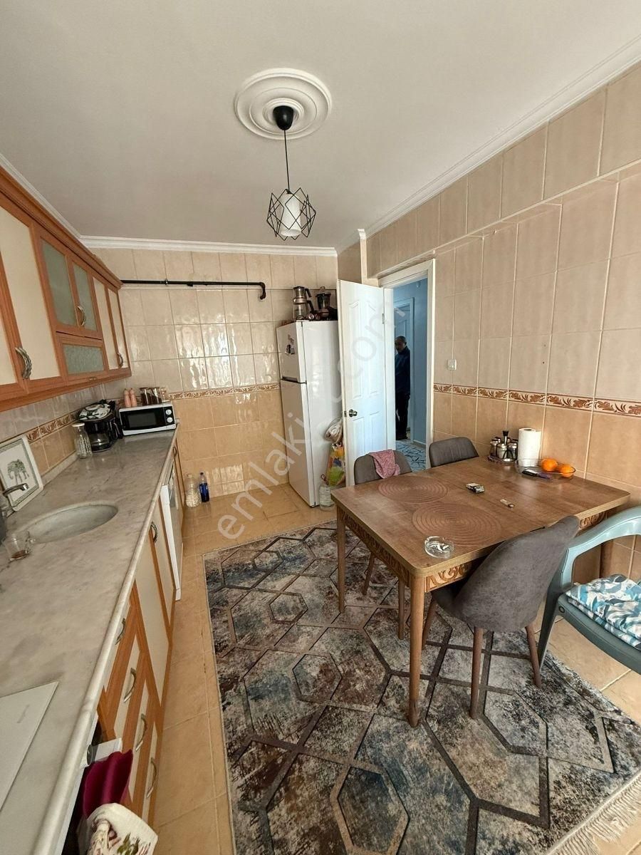 Ufuk Mahallesinde Ana Cadde Üzerinde 3+1 Satılık Daire - Görsel 6