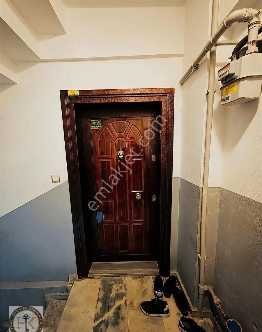 Sultangazi Malkoçoğlu 3+1 Tramvaya Yakın Satılık Daire