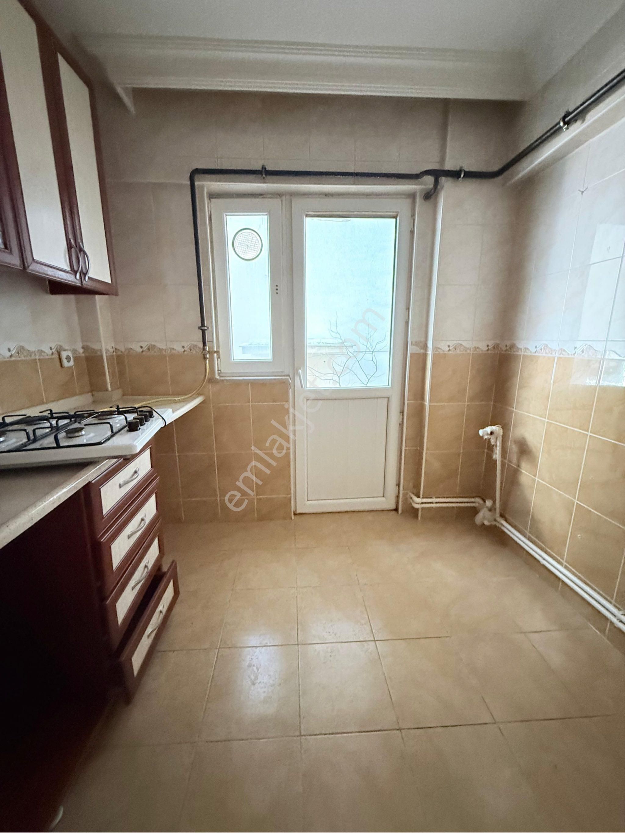 Fevzipaşa Mahallesinde Satılık 2+1 Daire - Görsel 8