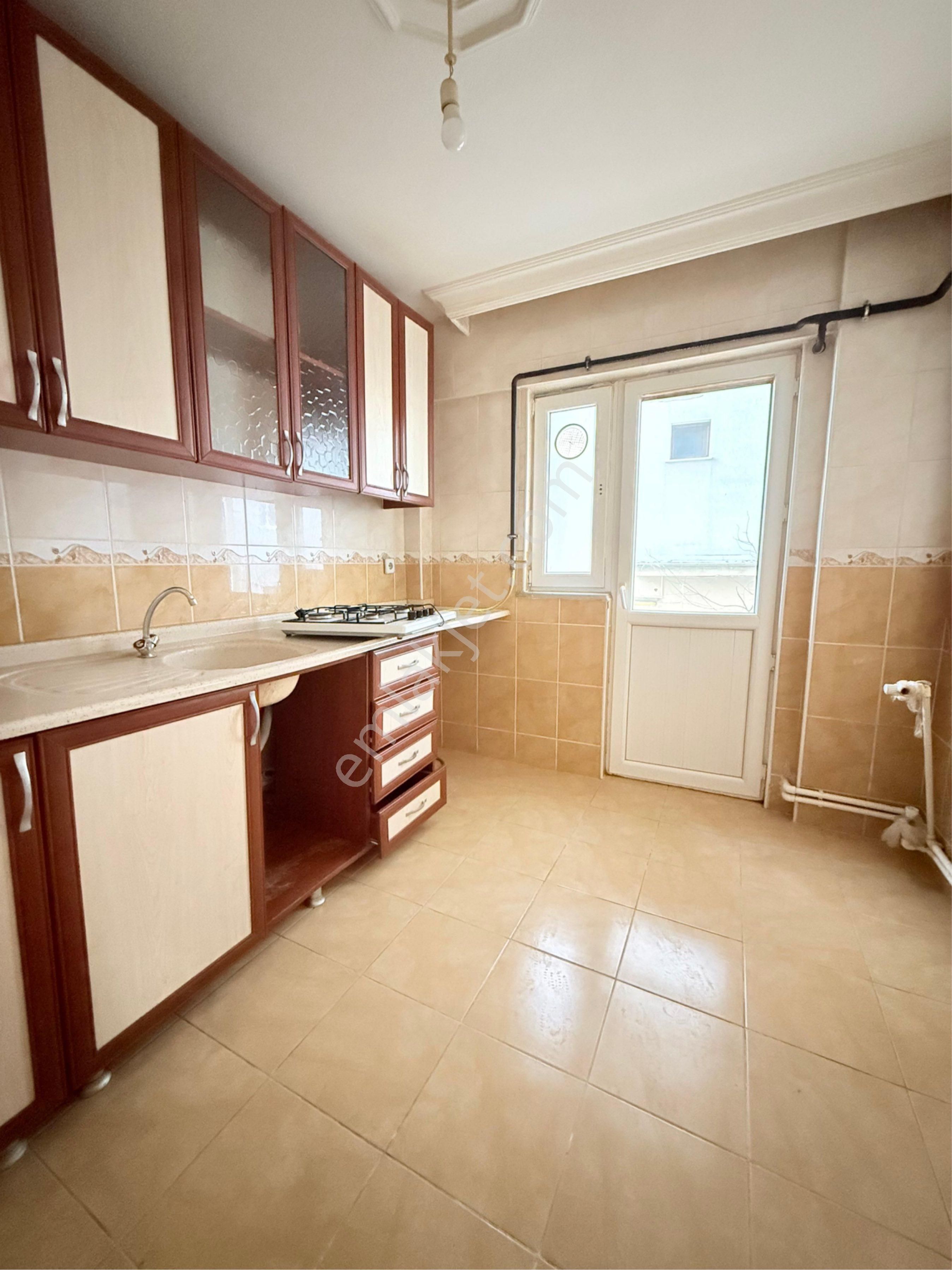 Fevzipaşa Mahallesinde Satılık 2+1 Daire