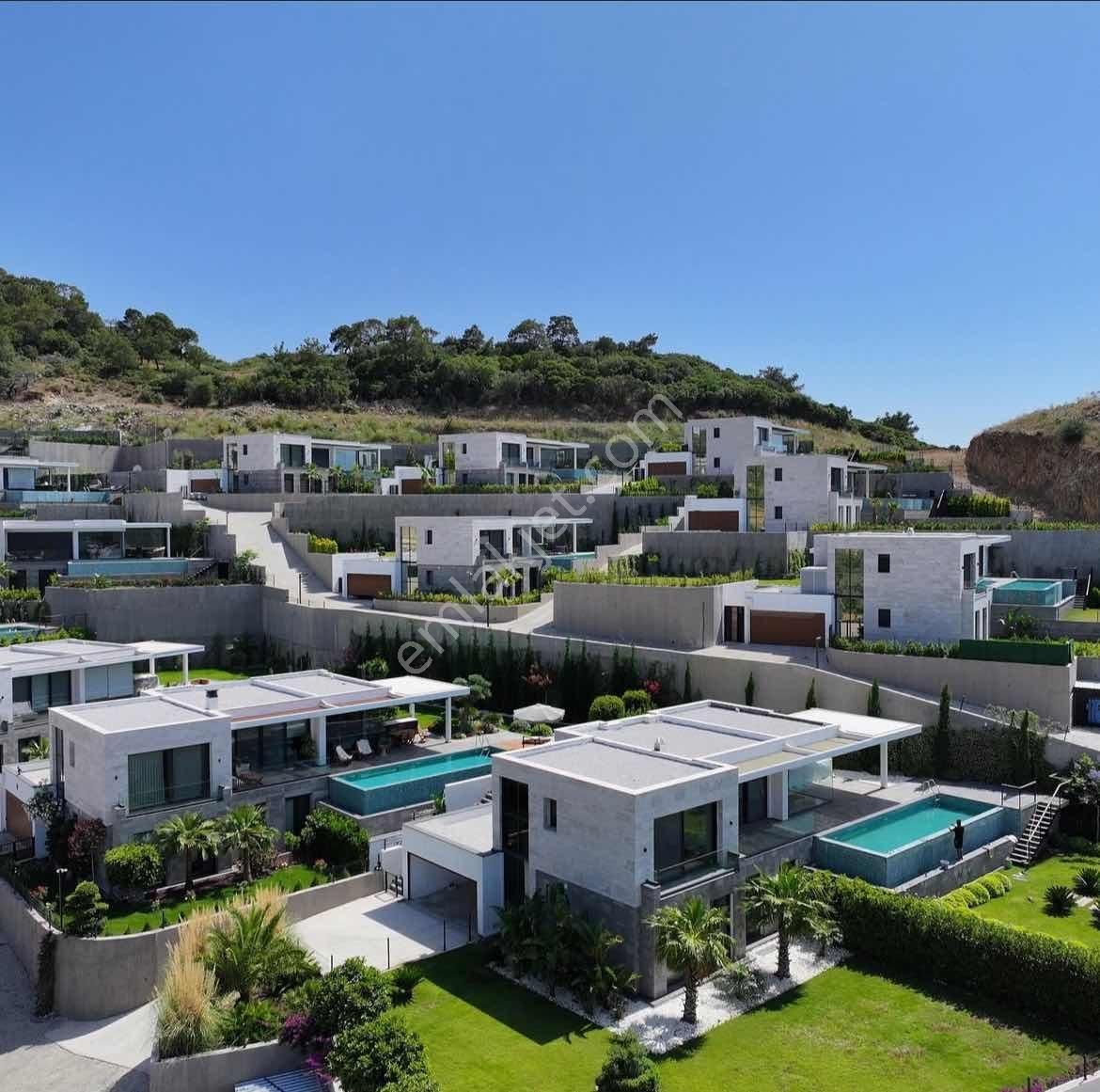 Bodrum Yalıkavak Deniz Manzaralı 5+1 Satılık Lüx Villa - Görsel 4