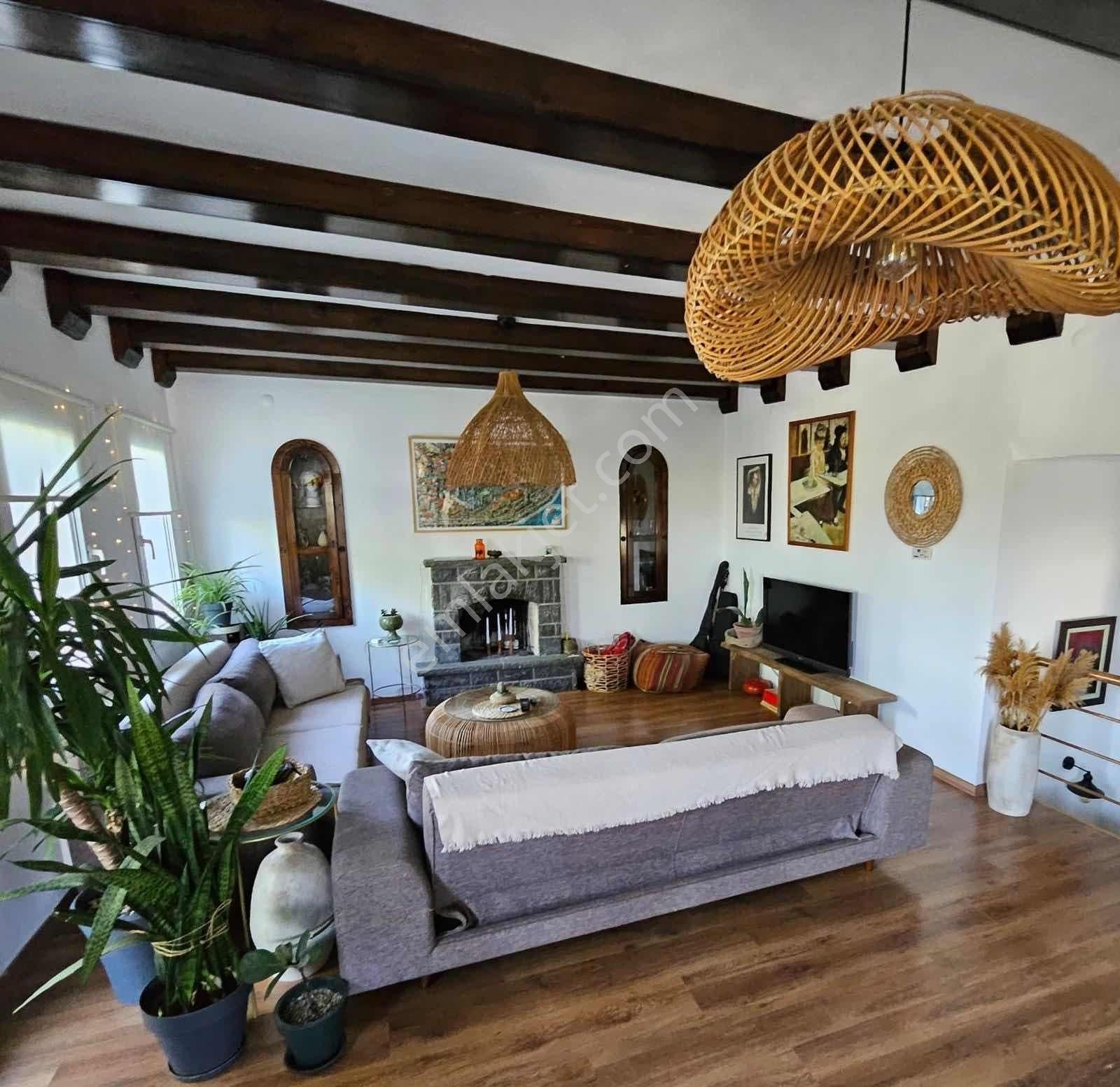 Bitez Burak Sitesinde Tam Müstakil 4+1 Villa - Görsel 26