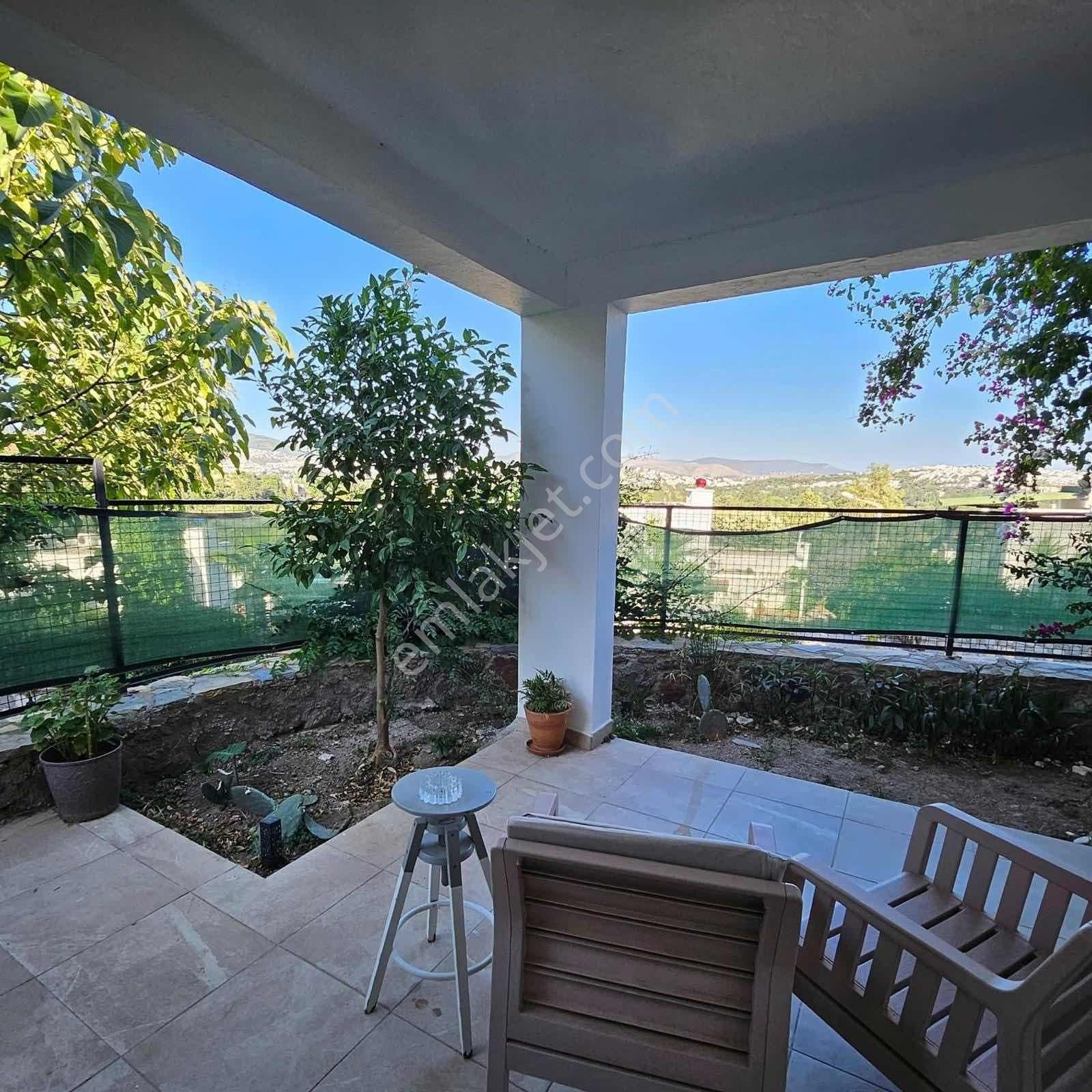 Bitez Burak Sitesinde Tam Müstakil 4+1 Villa - Görsel 22