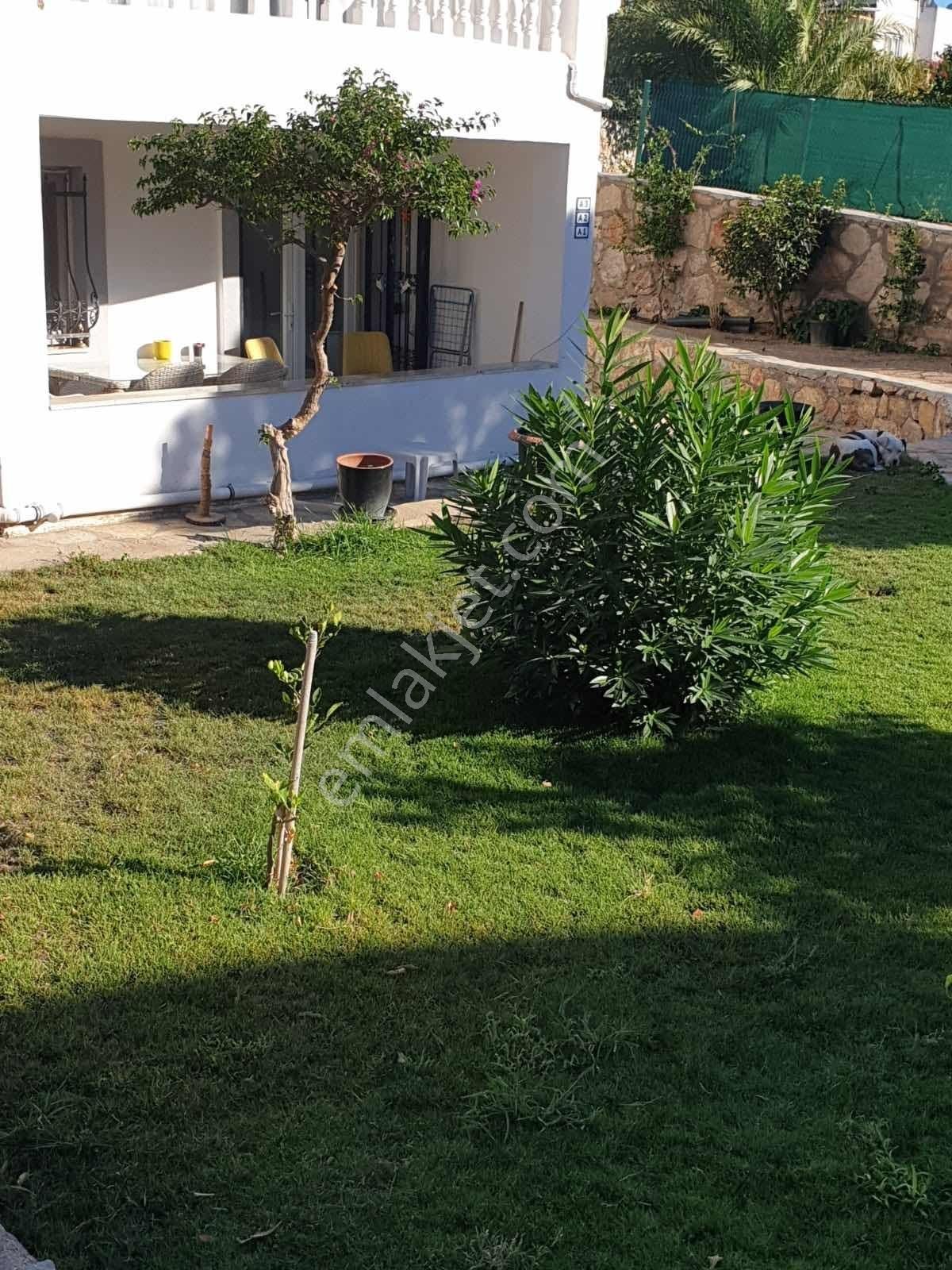 Bodrum Alt Konacık Da 2+1 Bahçe Katı Daire