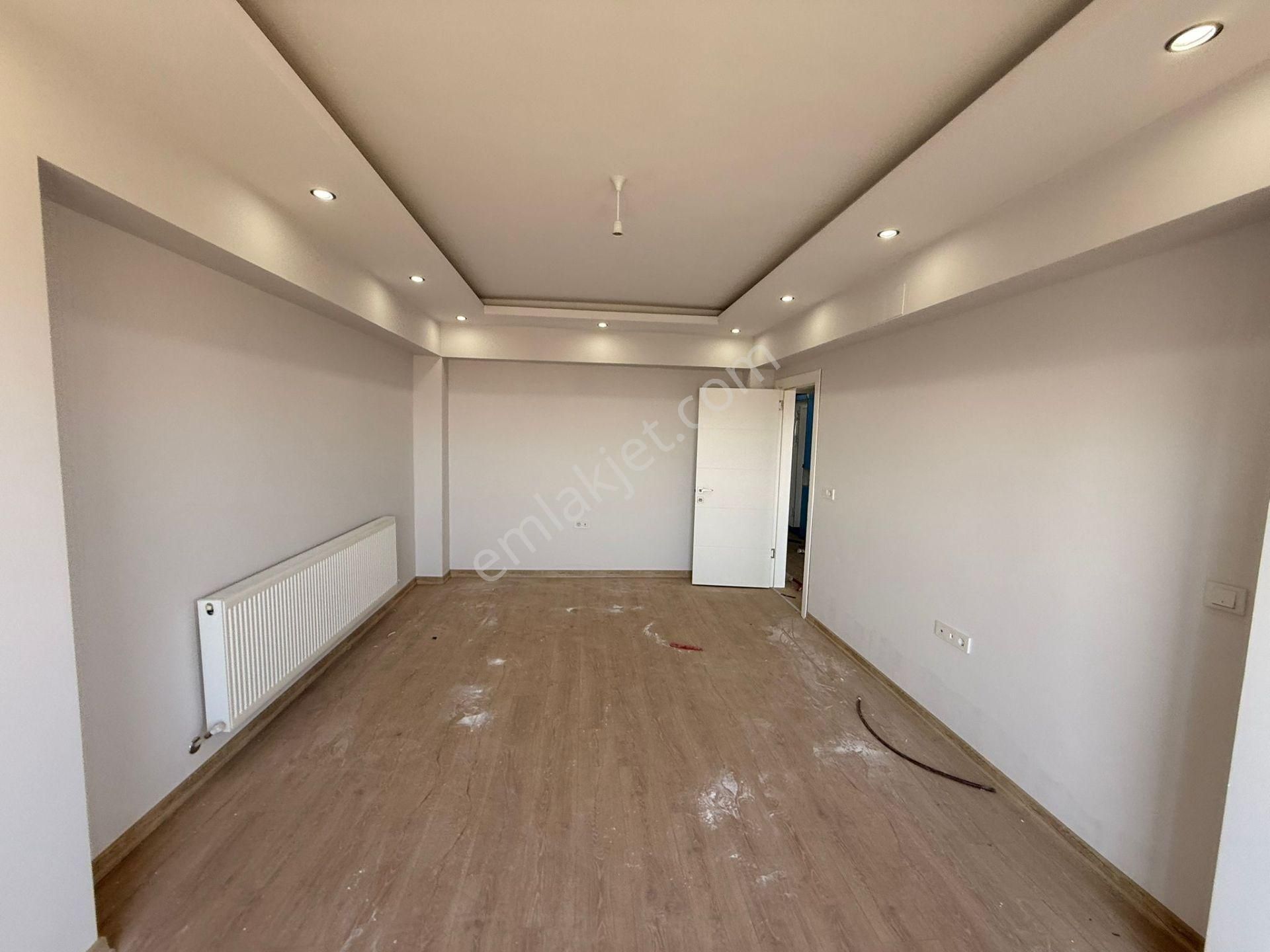 Manisa Alaşehir Alper Gayrimenkulden Kurtuluş Mah. Deniz Park Evleri 2+1 90m2