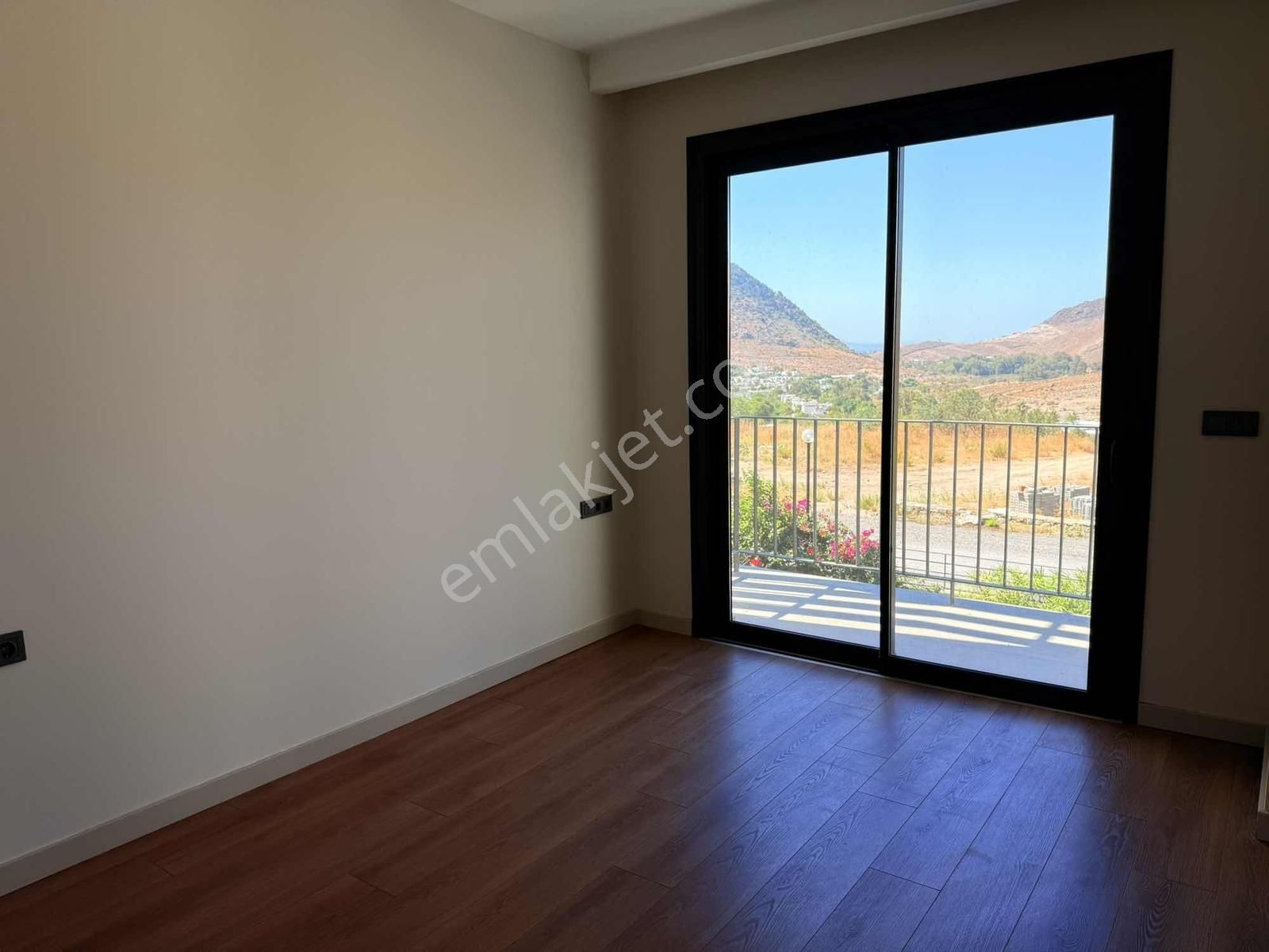 Bodrum Akyarlarda Özel Havuzlu 4+1 Müstakil Villa - Görsel 3