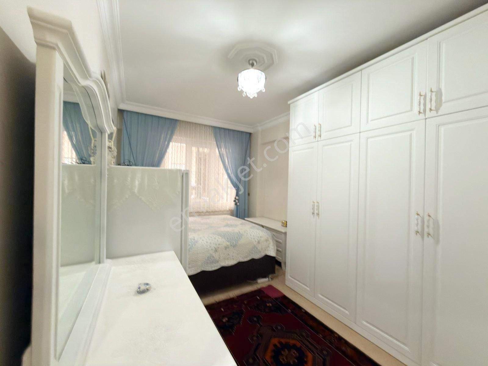 Salih Emlak 'tan Satılık 2+1 Yüksek Giriş Güney Cephe 13 Yaşında - Görsel 5