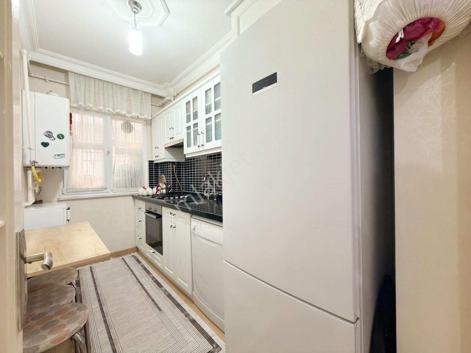 Salih Emlak 'tan Satılık 2+1 Yüksek Giriş Güney Cephe 13 Yaşında - Görsel 13