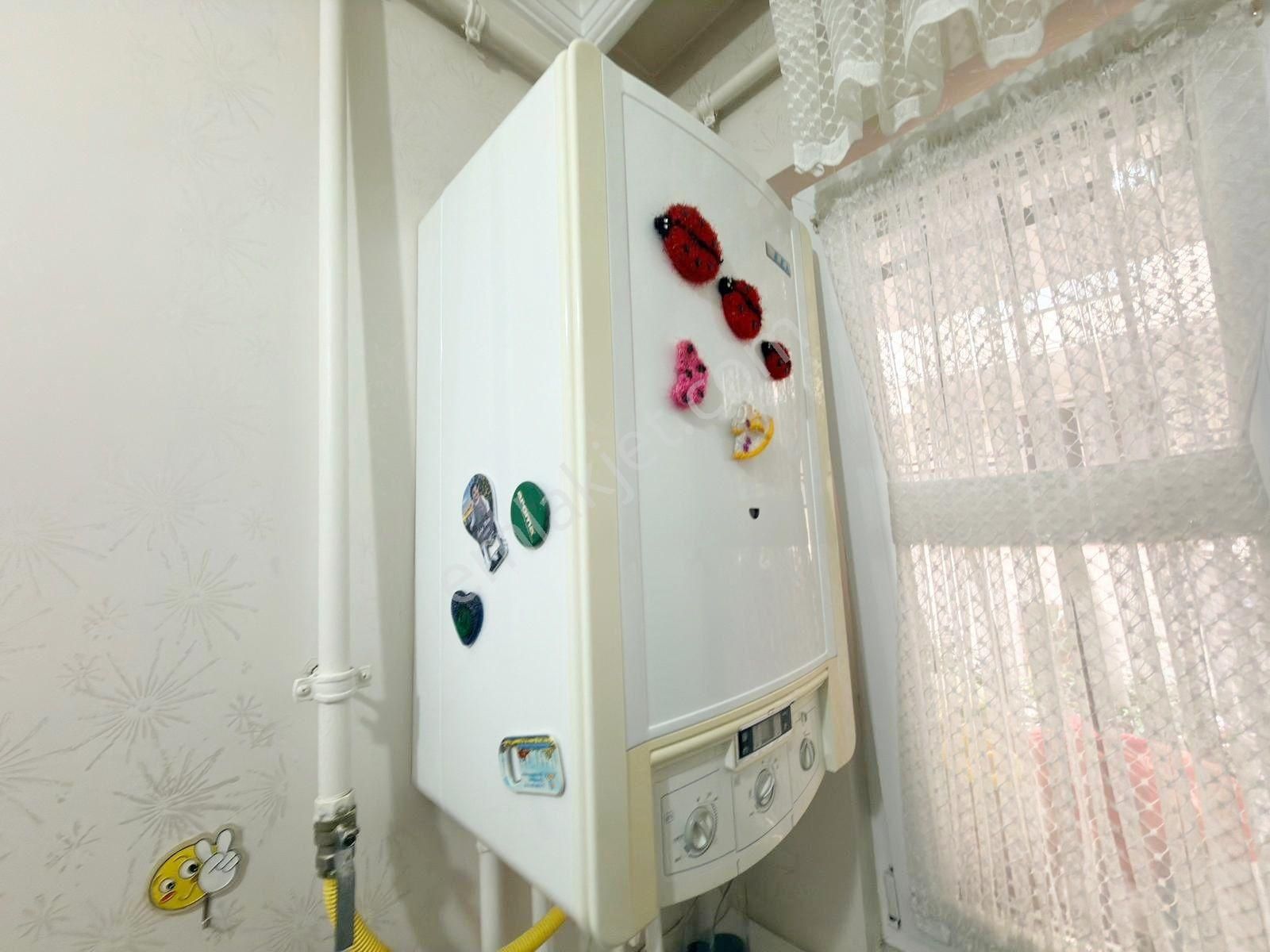 Salih Emlak 'tan Satılık 2+1 Yüksek Giriş Güney Cephe 13 Yaşında - Görsel 21