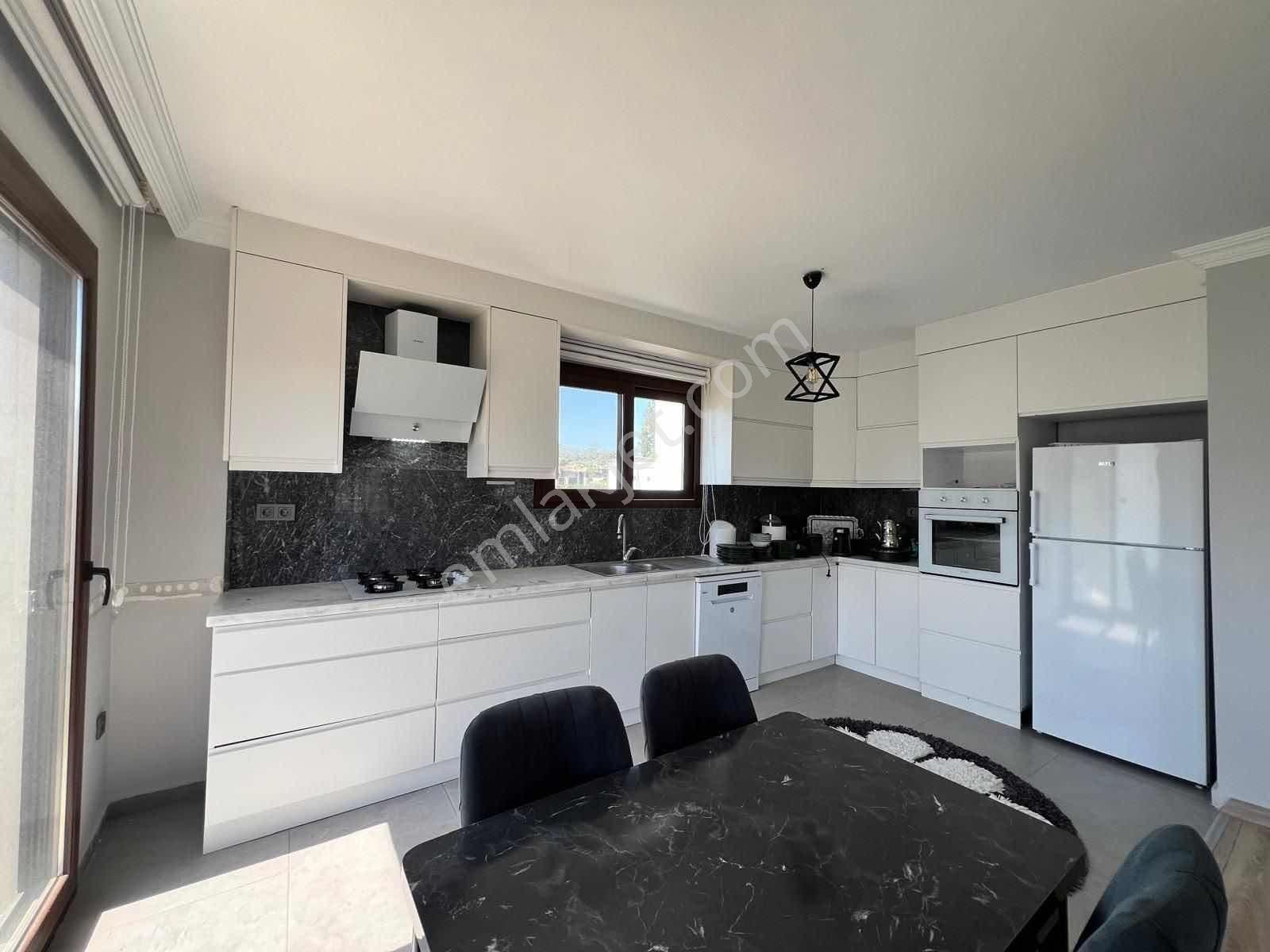 Bodrum Gölköyde Kiralık Eşyalı 3+1 Daire Denize 500 M - Görsel 18