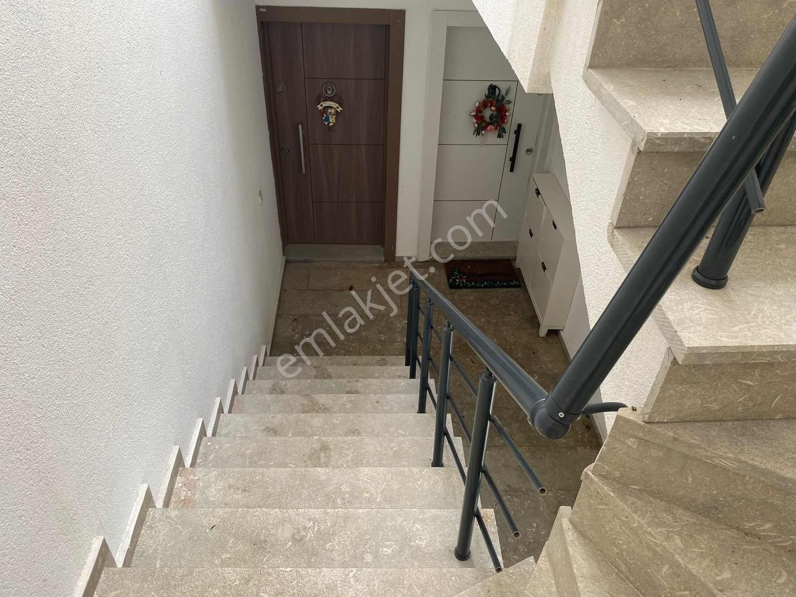 Konacık Merkezde Satılık 2+1 Üs Kat Daire - Görsel 2