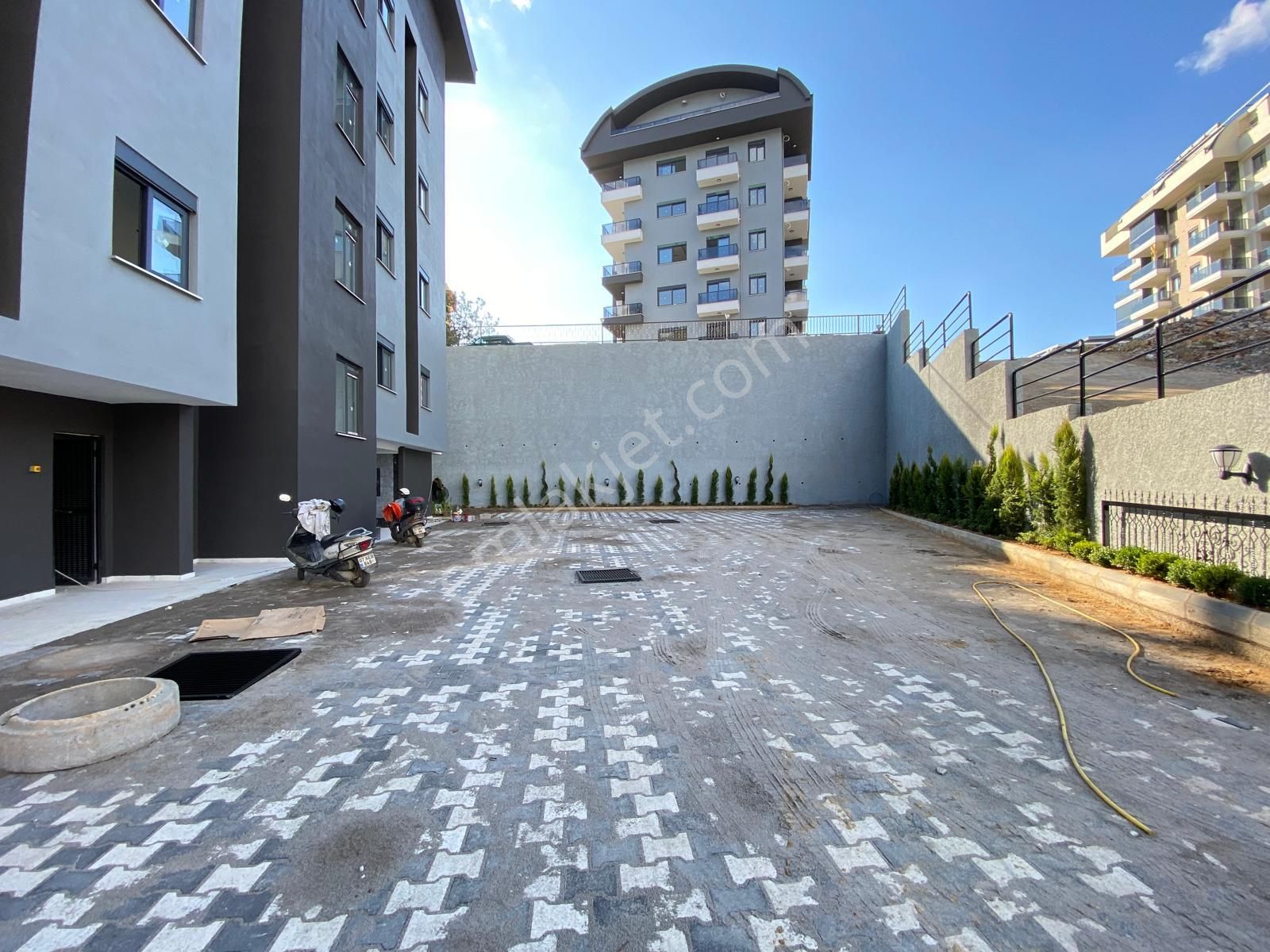 Alanya Çıplaklı'da Satılık 3+1 Full Manzaralı Sıfır Daire - Görsel 32