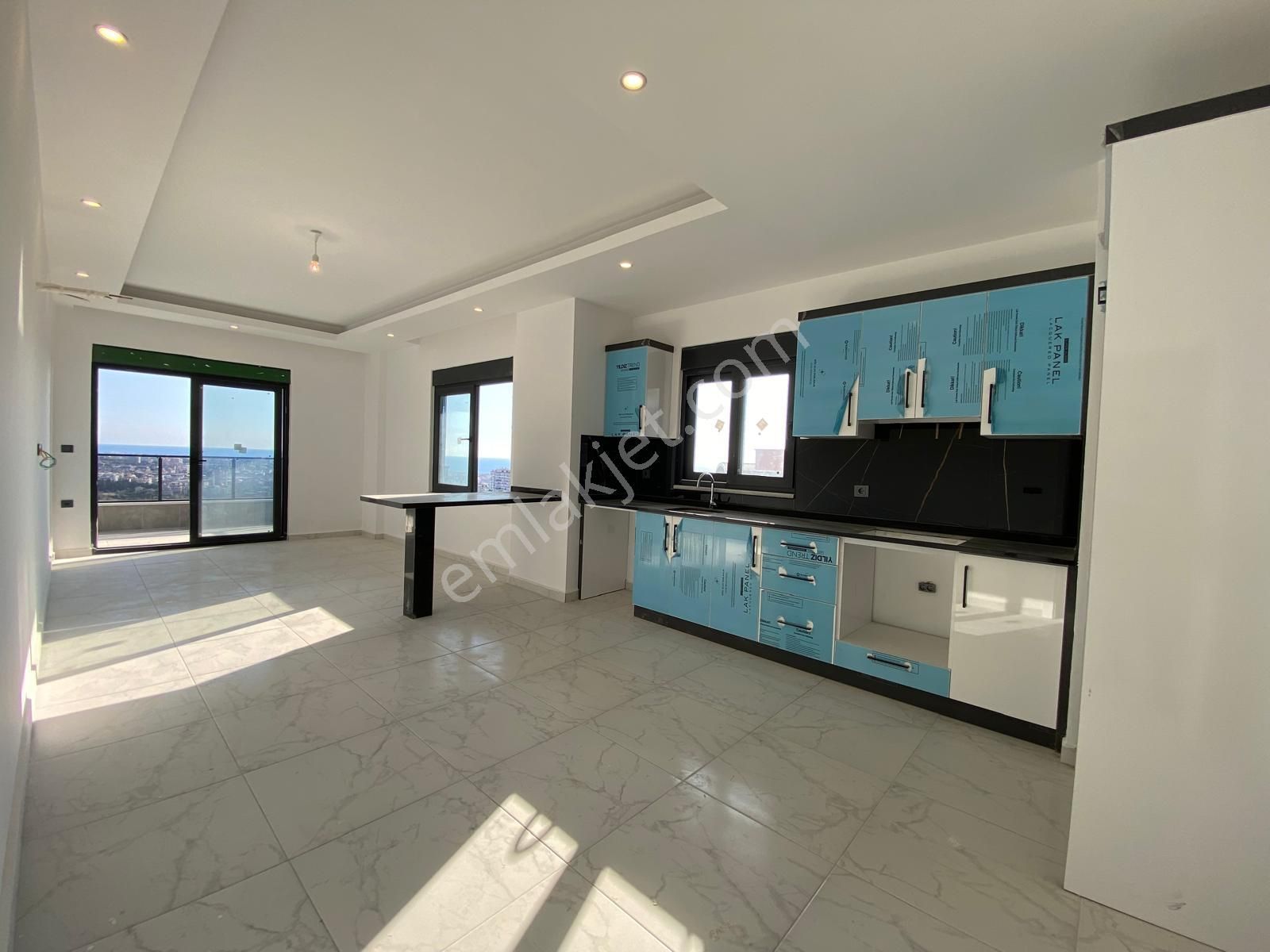 Alanya Çıplaklı'da Satılık 3+1 Full Manzaralı Sıfır Daire - Görsel 14