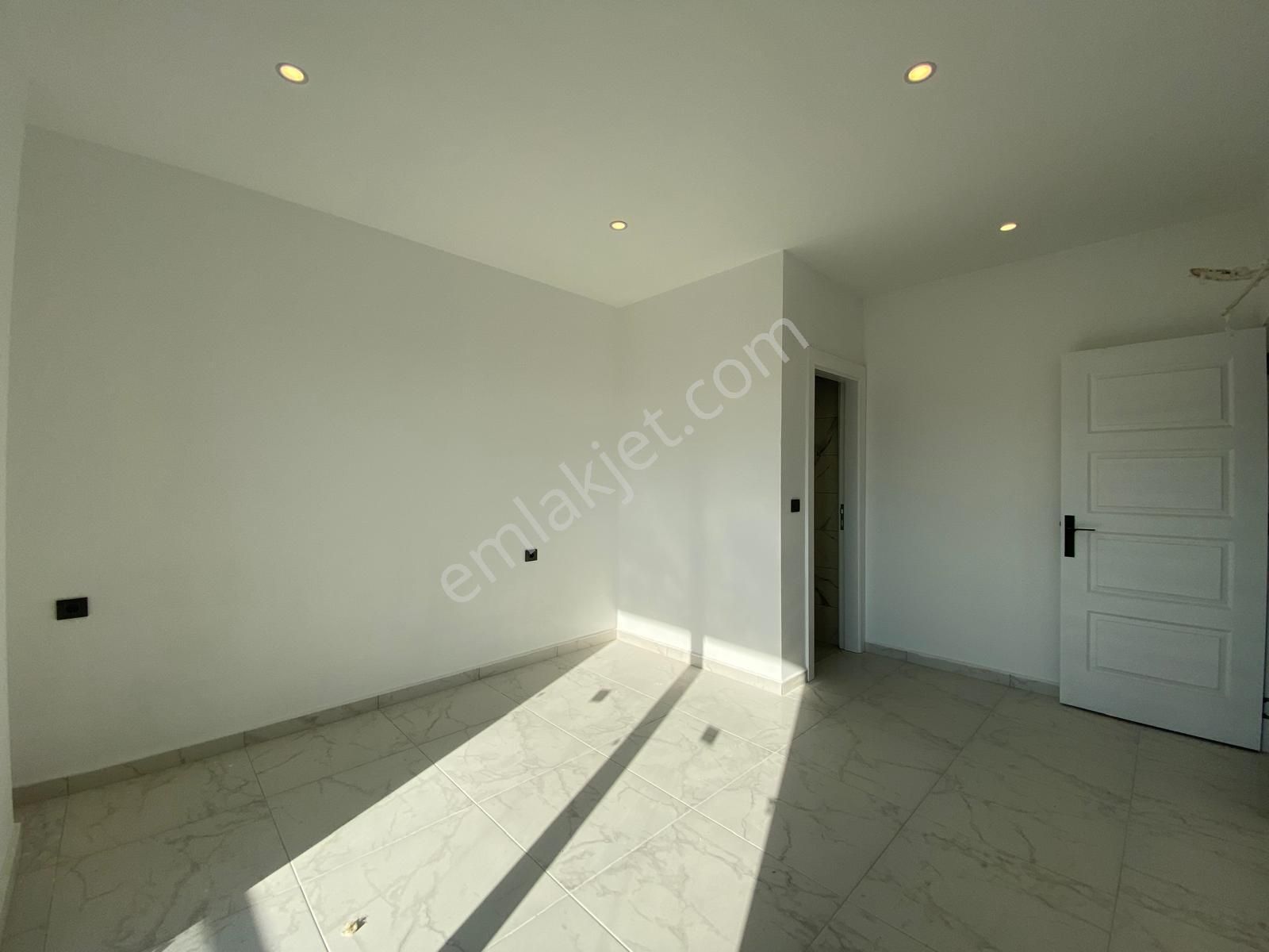 Alanya Çıplaklı'da Satılık 3+1 Full Manzaralı Sıfır Daire - Görsel 9