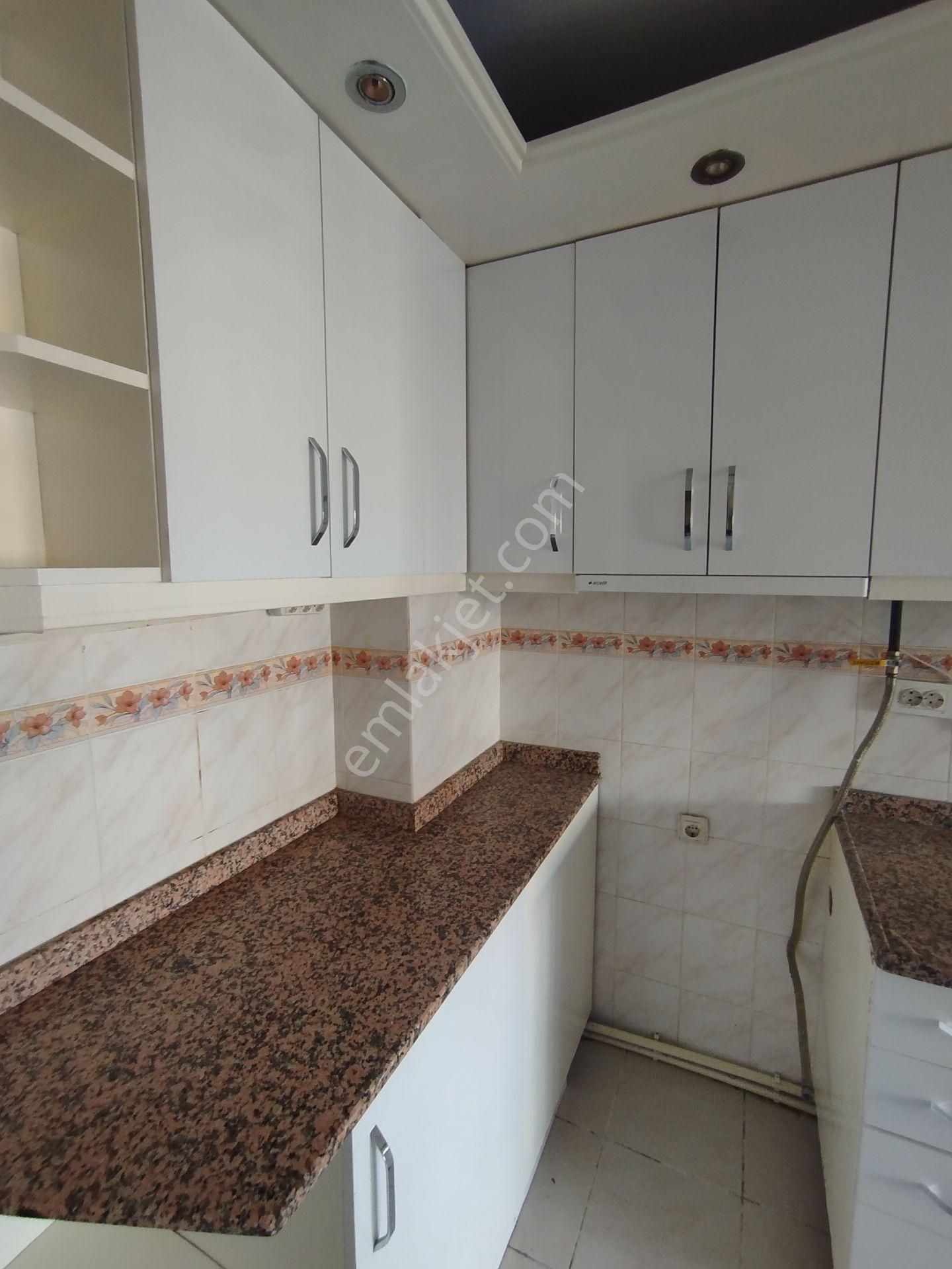 Simge 1 Site İçerisinde A.otoparklı Arakat D.gazlı Kiralık Daire - Görsel 5