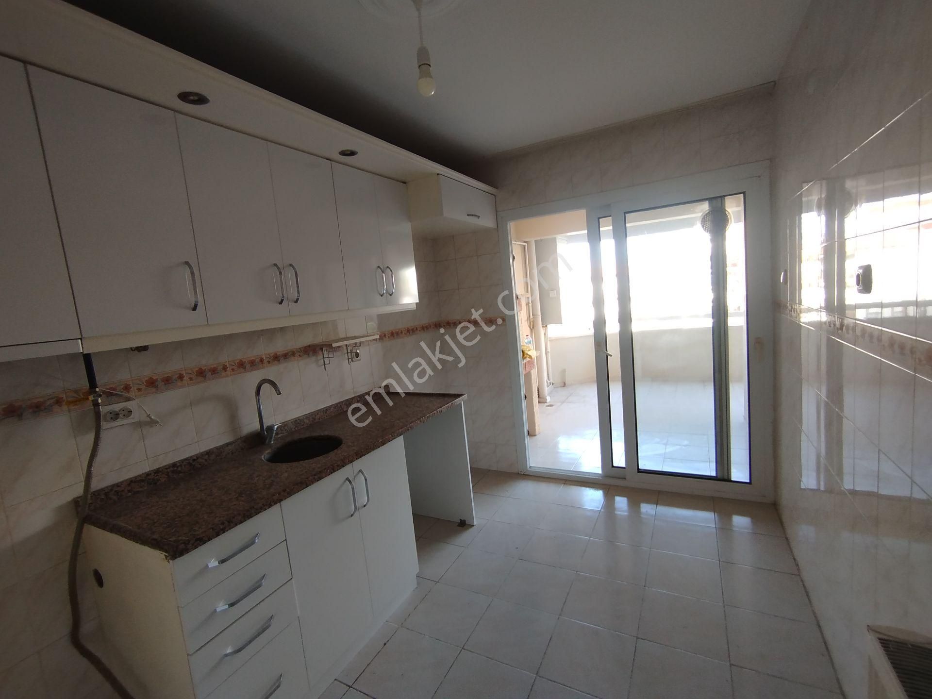 Simge 1 Site İçerisinde A.otoparklı Arakat D.gazlı Kiralık Daire - Görsel 6