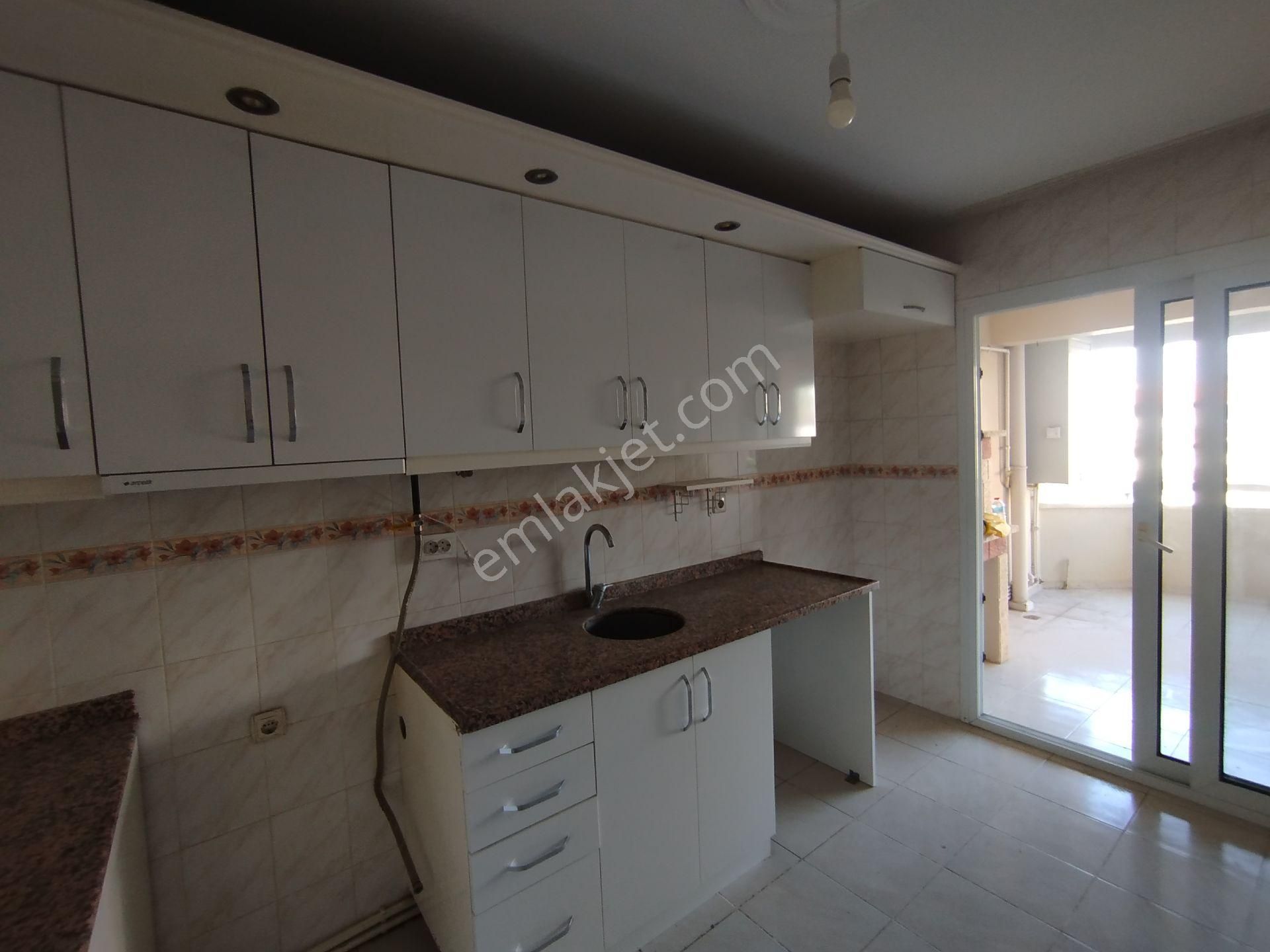 Simge 1 Site İçerisinde A.otoparklı Arakat D.gazlı Kiralık Daire - Görsel 7