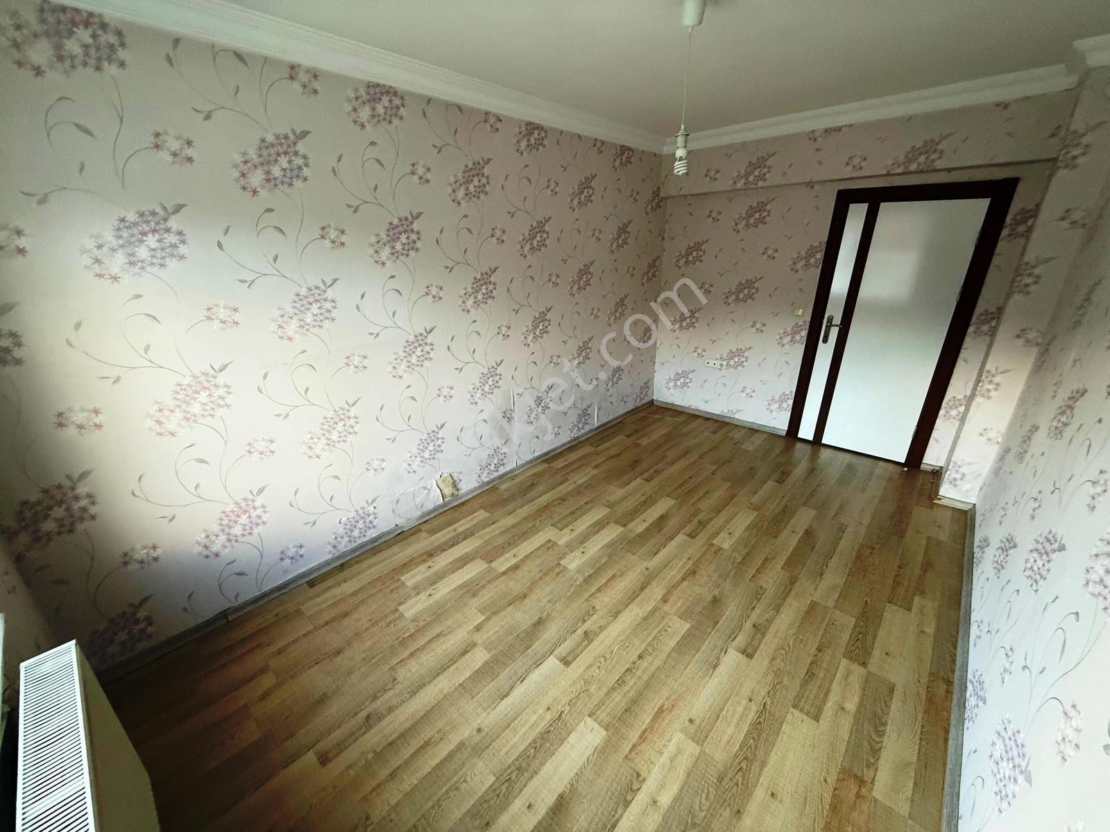 Merkezi Konumda Asansörlü 4+1 Yapılı Teraslı Dubleks Daire - Görsel 2