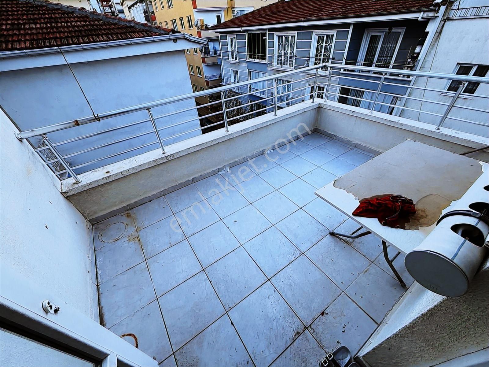 Merkezi Konumda Asansörlü 4+1 Yapılı Teraslı Dubleks Daire - Görsel 18