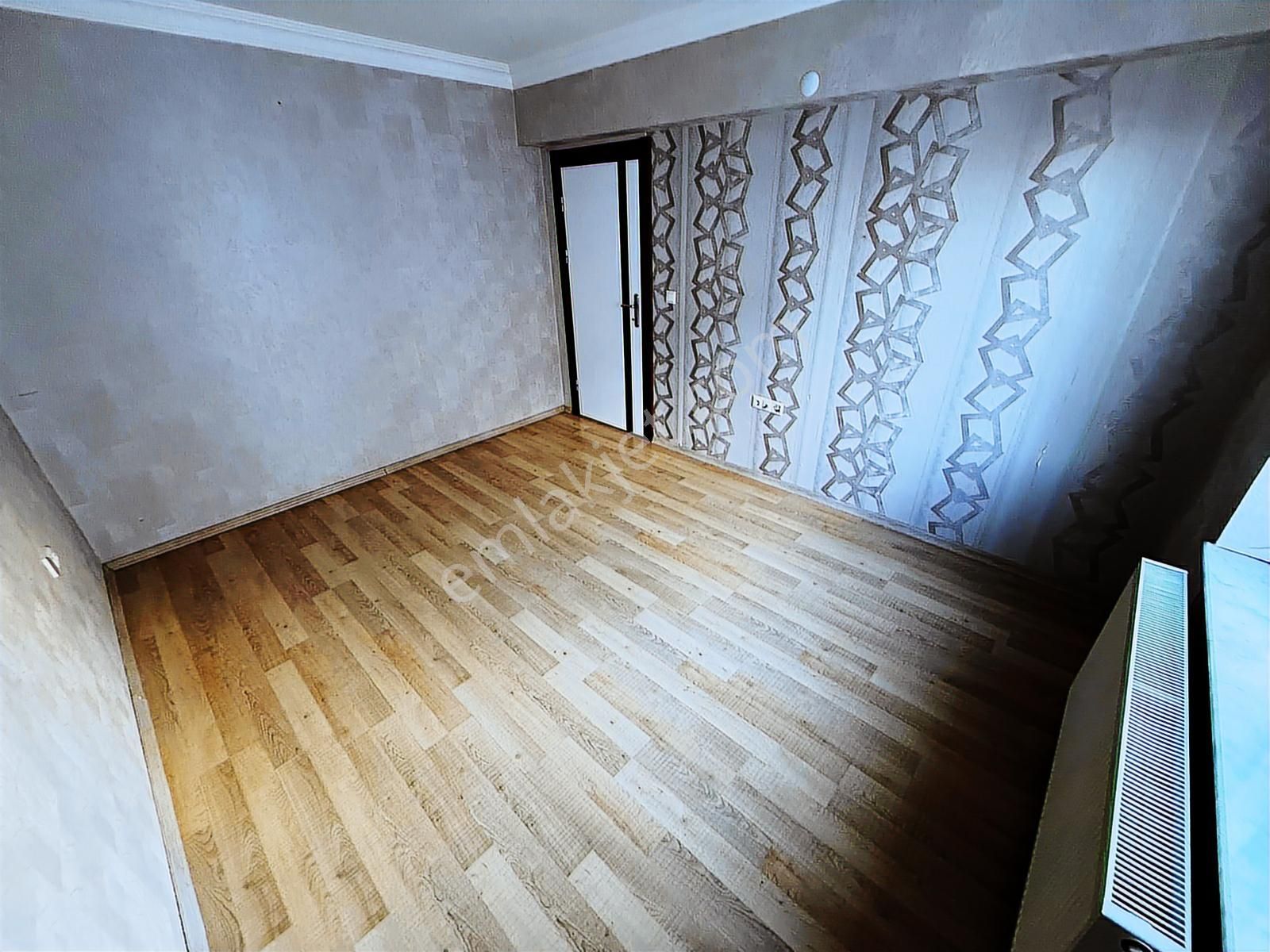 Merkezi Konumda Asansörlü 4+1 Yapılı Teraslı Dubleks Daire - Görsel 4