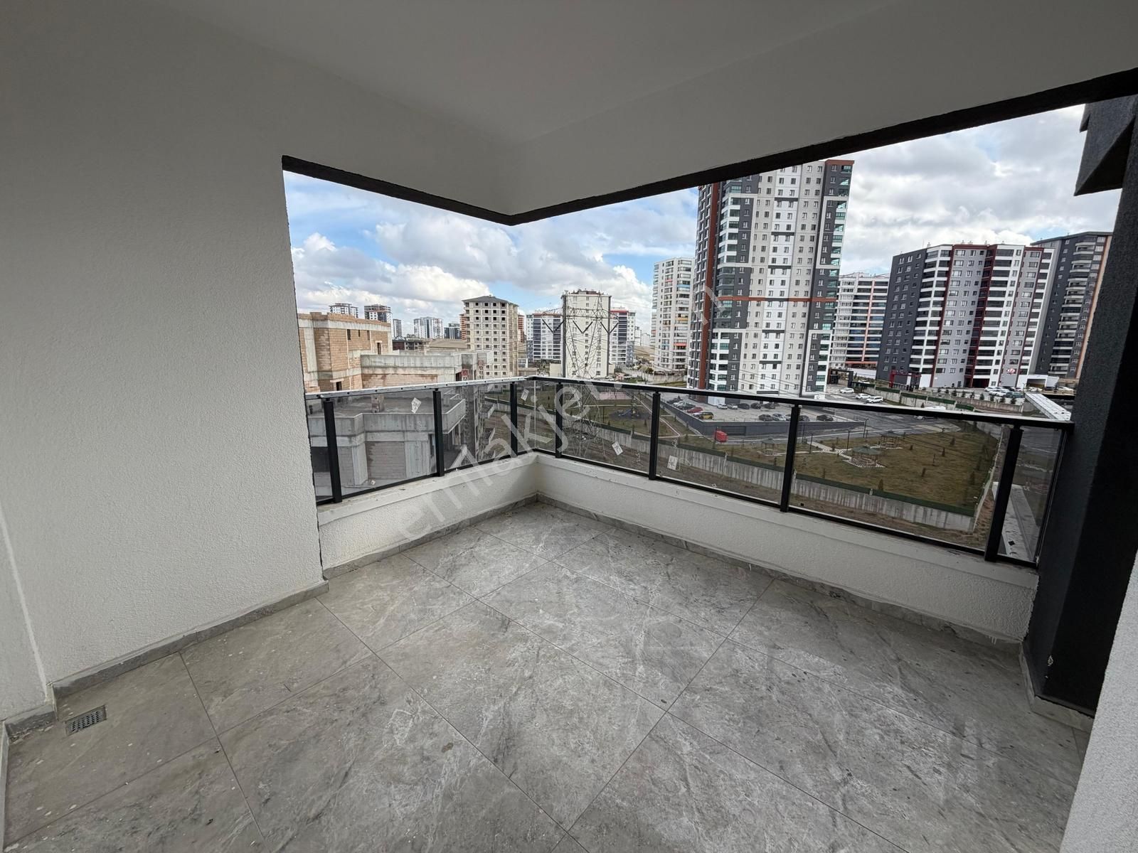 Redstone Castle Yenimahalle Susuz Sıfır Satılık 4+1 Daire - Görsel 34