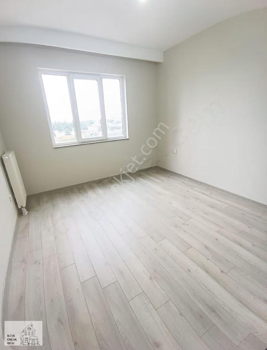 Mavera Başakşehir 4+1 Üç Cepheli 179 M2 Ara Kat Satılık Daire - Görsel 24