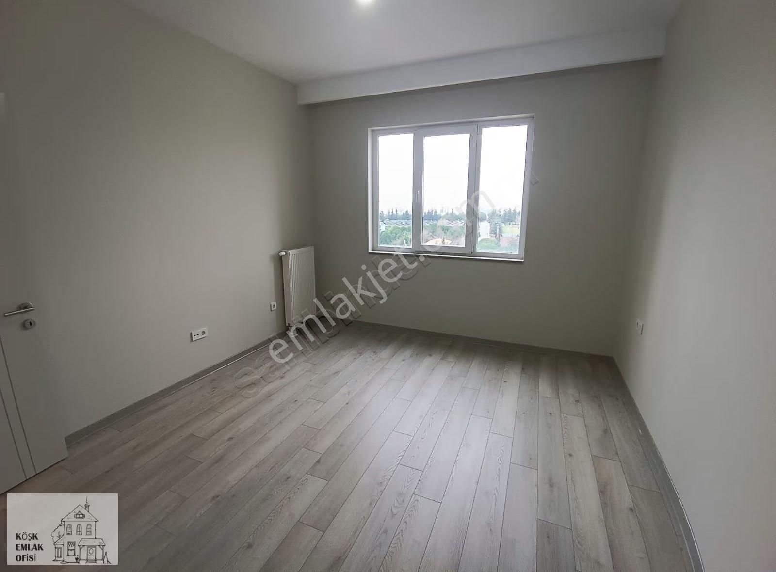 Mavera Başakşehir 4+1 Üç Cepheli 179 M2 Ara Kat Satılık Daire - Görsel 23