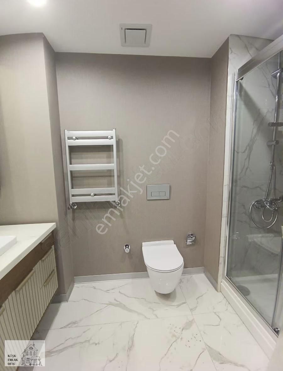 Mavera Başakşehir 4+1 Üç Cepheli 179 M2 Ara Kat Satılık Daire - Görsel 14