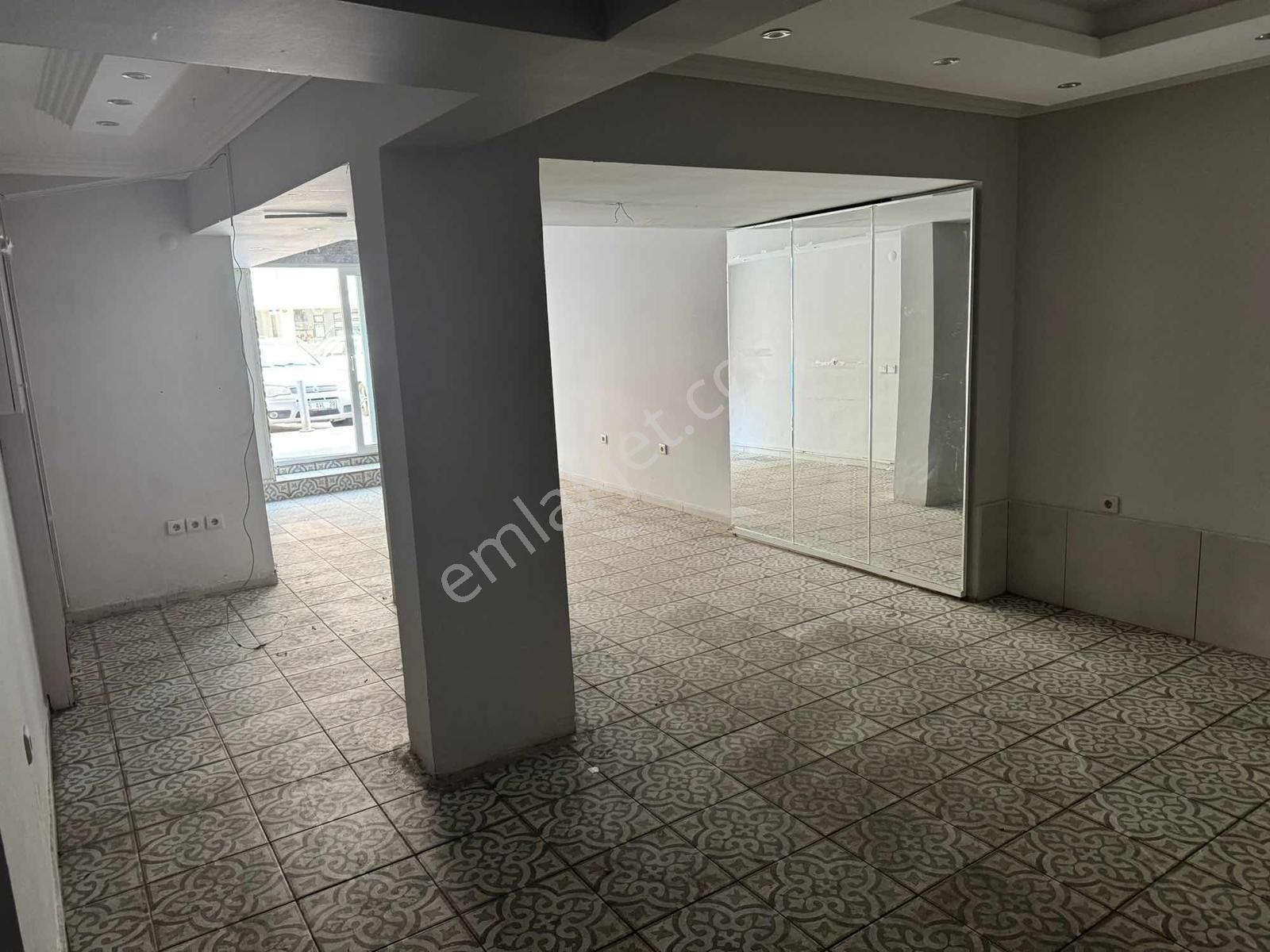 Mithatpaşa Cadde Üzeri 55 M2 Merkezi Konumda Satılık Dükkan - Görsel 16