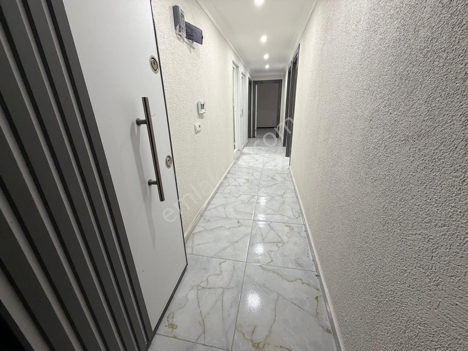 50. Yıl Mah Ctesi Pazarına Yakın 3+1 120 M2 Yabancıya Uygun Kiralık Bahçe Katı Daire - Görsel 23