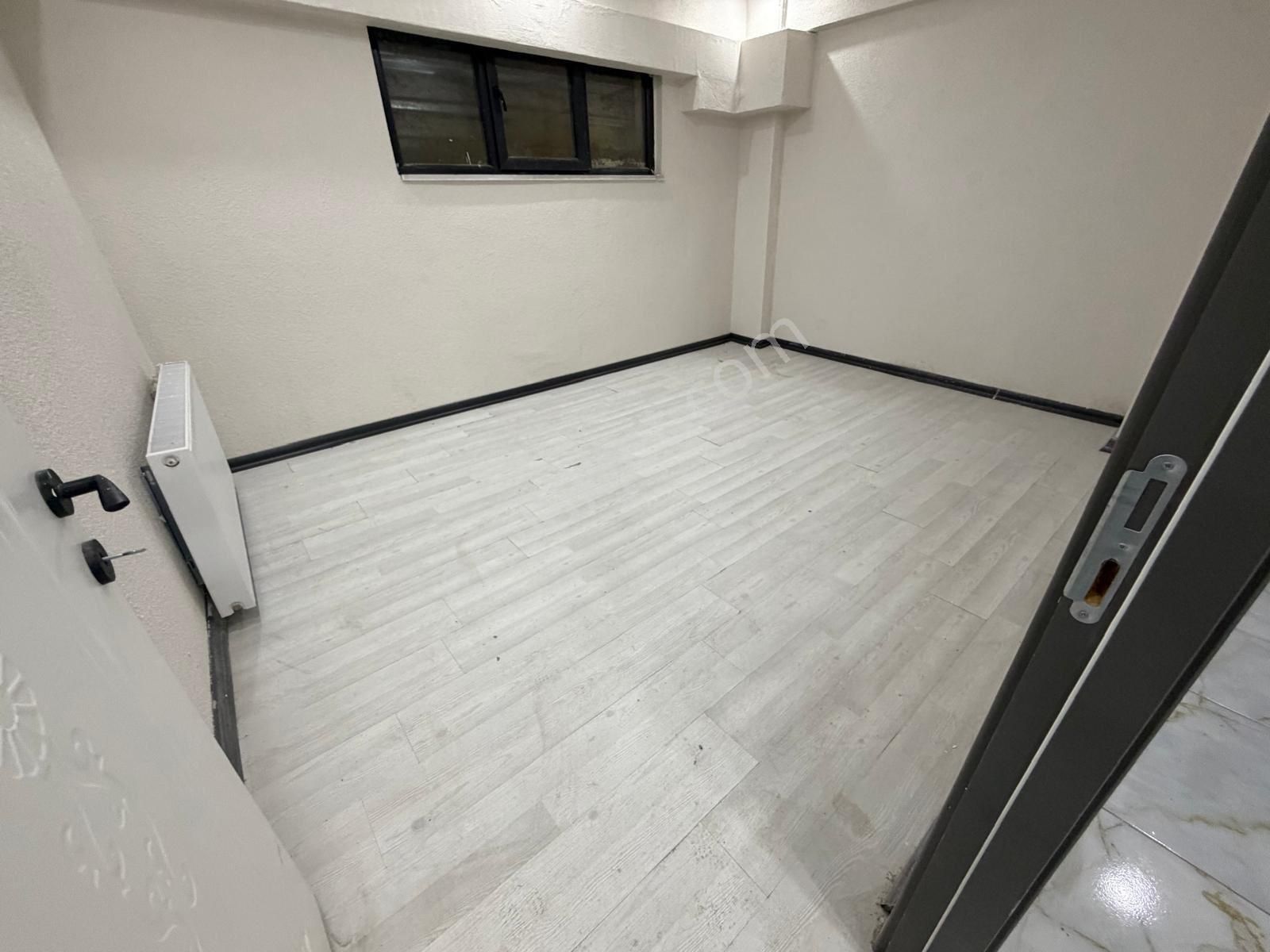 50. Yıl Mah Ctesi Pazarına Yakın 3+1 120 M2 Yabancıya Uygun Kiralık Bahçe Katı Daire - Görsel 25
