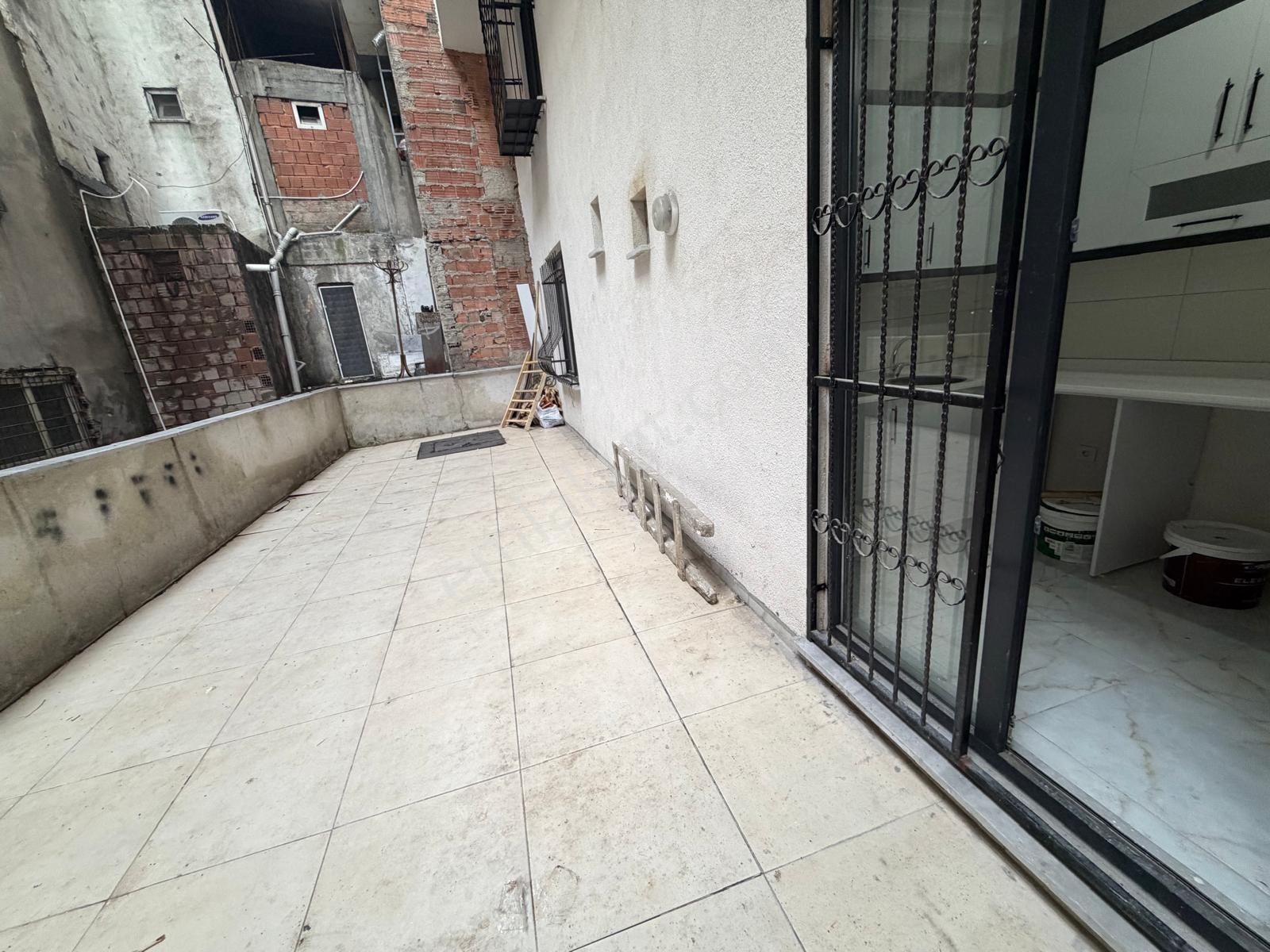 50. Yıl Mah Ctesi Pazarına Yakın 3+1 120 M2 Yabancıya Uygun Kiralık Bahçe Katı Daire - Görsel 17