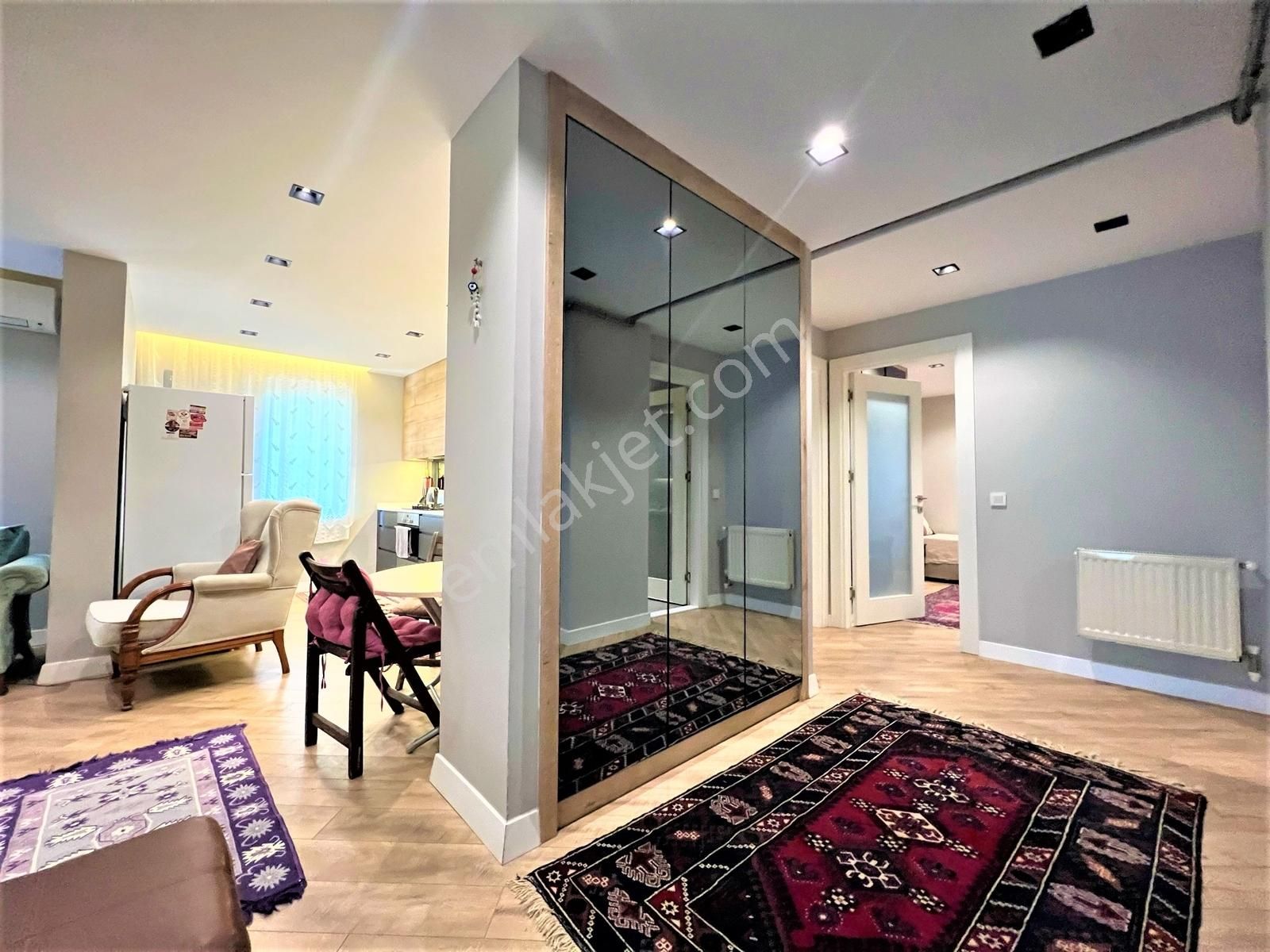 Doğalgaz Kombili Eşyalı Barınaklar'da 3+1 Eşyalı Kiralık Daire - Görsel 29