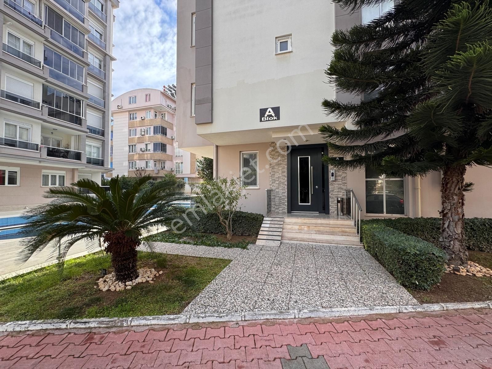 Yalı'da Havuzlu Sitede Jeneratör Ayrı Mutfak 2+1 Kiralık Daire - Görsel 22