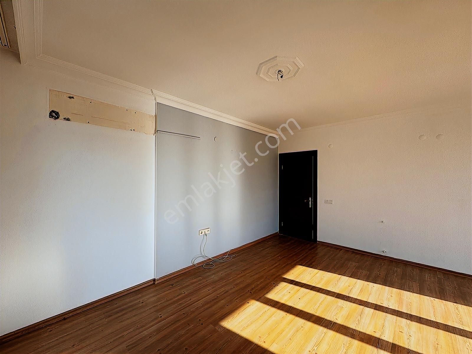 Yalı'da Havuzlu Sitede Jeneratör Ayrı Mutfak 2+1 Kiralık Daire - Görsel 13