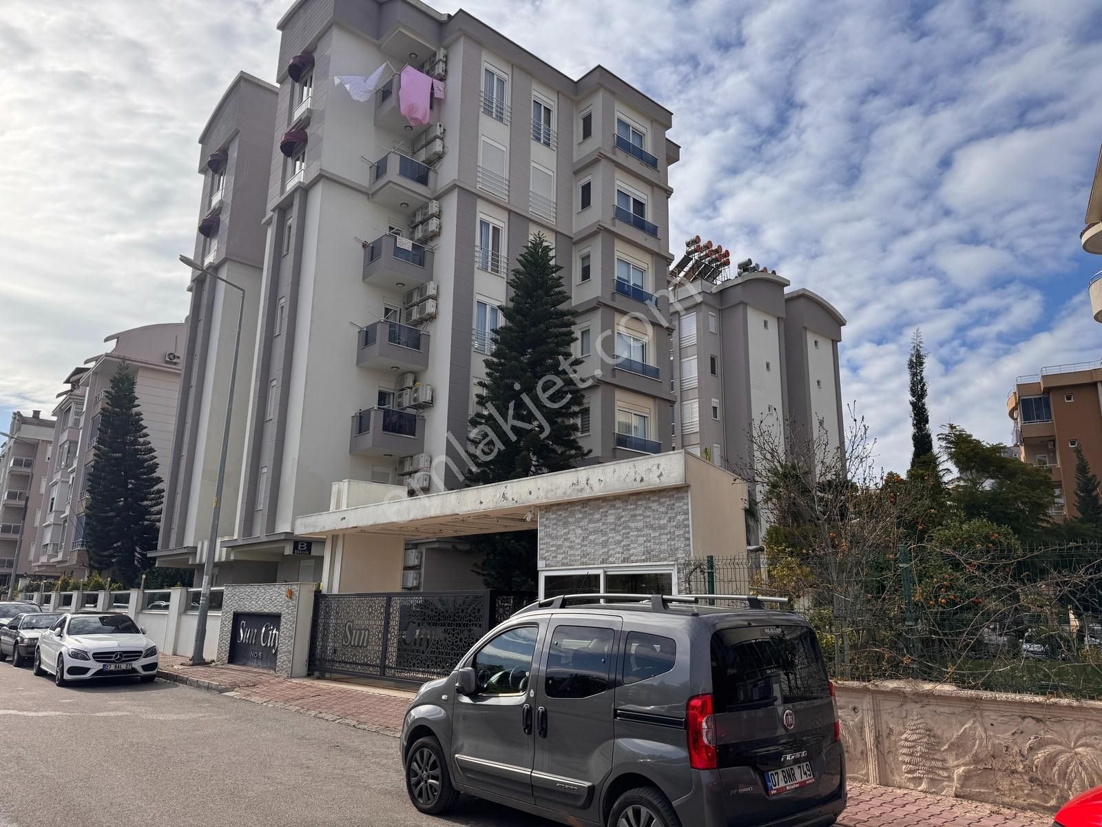 Yalı'da Havuzlu Sitede Jeneratör Ayrı Mutfak 2+1 Kiralık Daire - Görsel 16