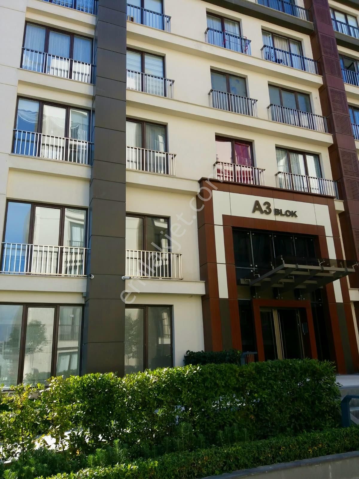 İstanbul Beylikdüzü Kalekent Sitesi 2+1 Gizli Mutfak Daire Kiralıktır.