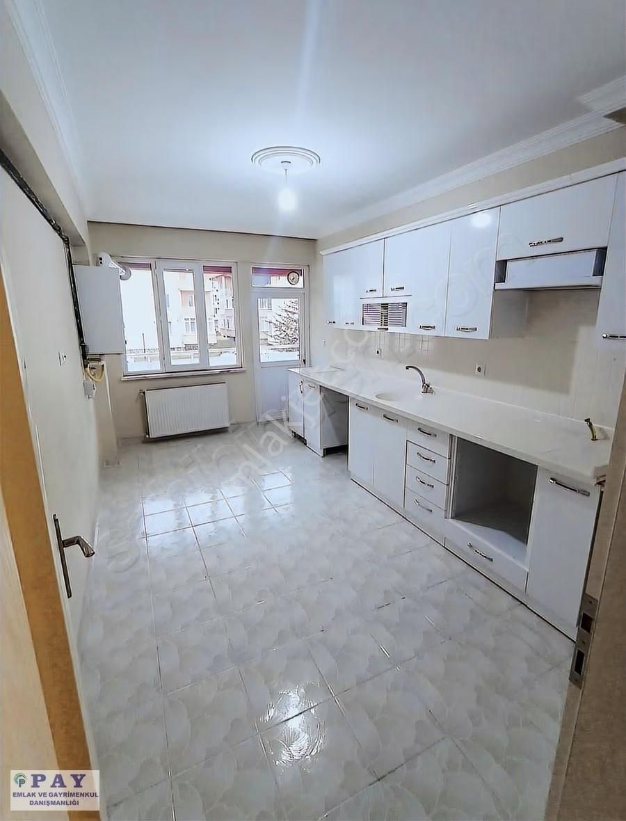 Pay'dan Kiralık Yunusemre Mahallesinde 3+1 Daire